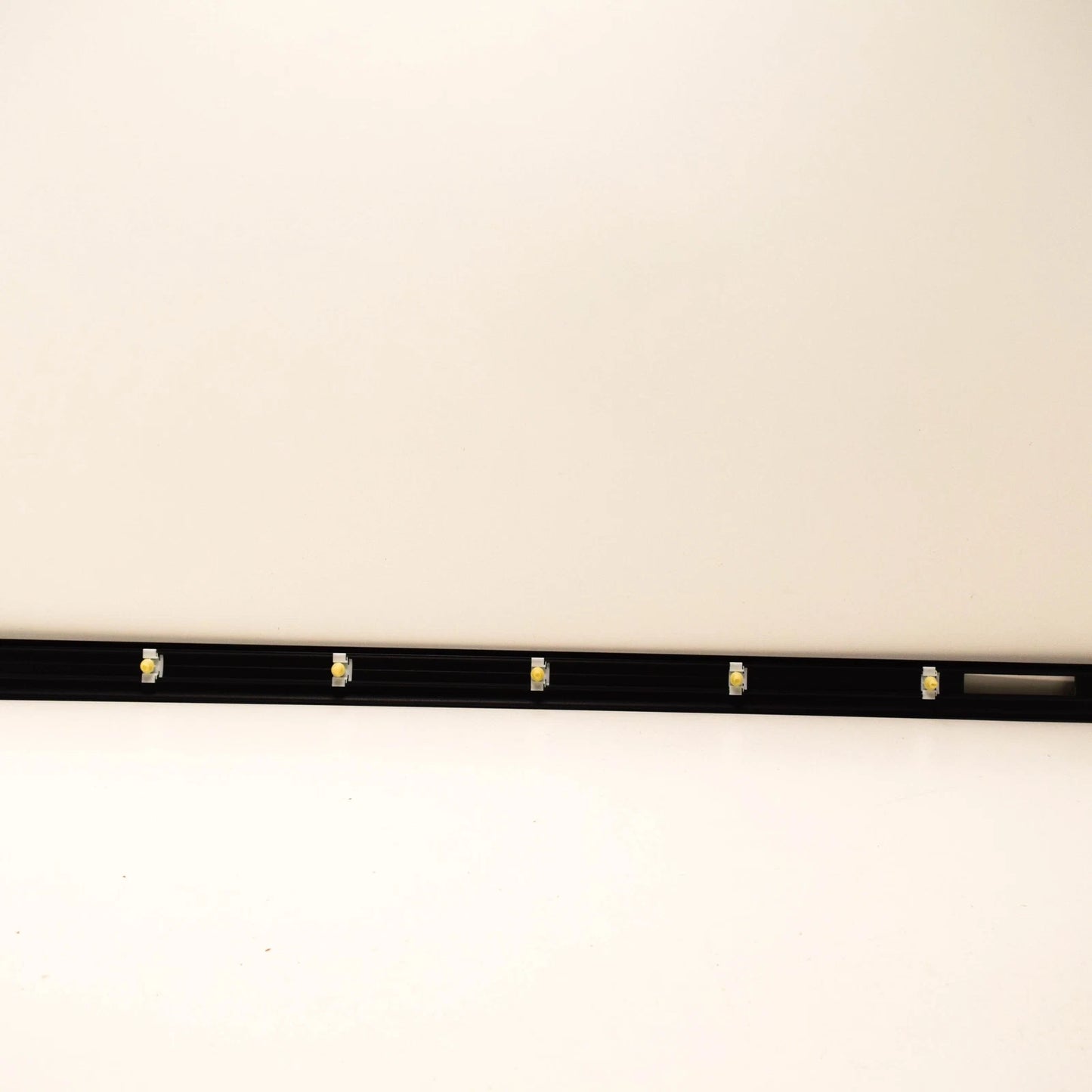 NEW BMW 3 E36 COMPACT FRONT LEFT DOOR MOLDING TRIM 51132266093 2266093 ORIGINAL