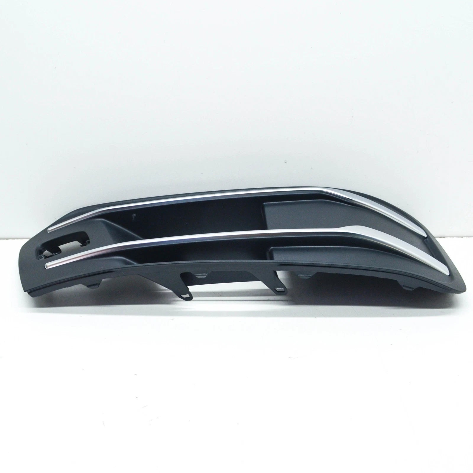 NEW AUDI Q7 4M FRONT RIGHT BUMPER GRILLE 4M0807682P4W3