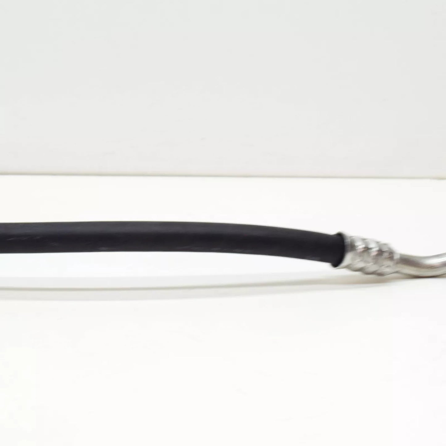 NEW MB VITO W447 CONDENSER TO COMPRESSOR REFRIGERANT LINE A4478304801 ORIGINAL