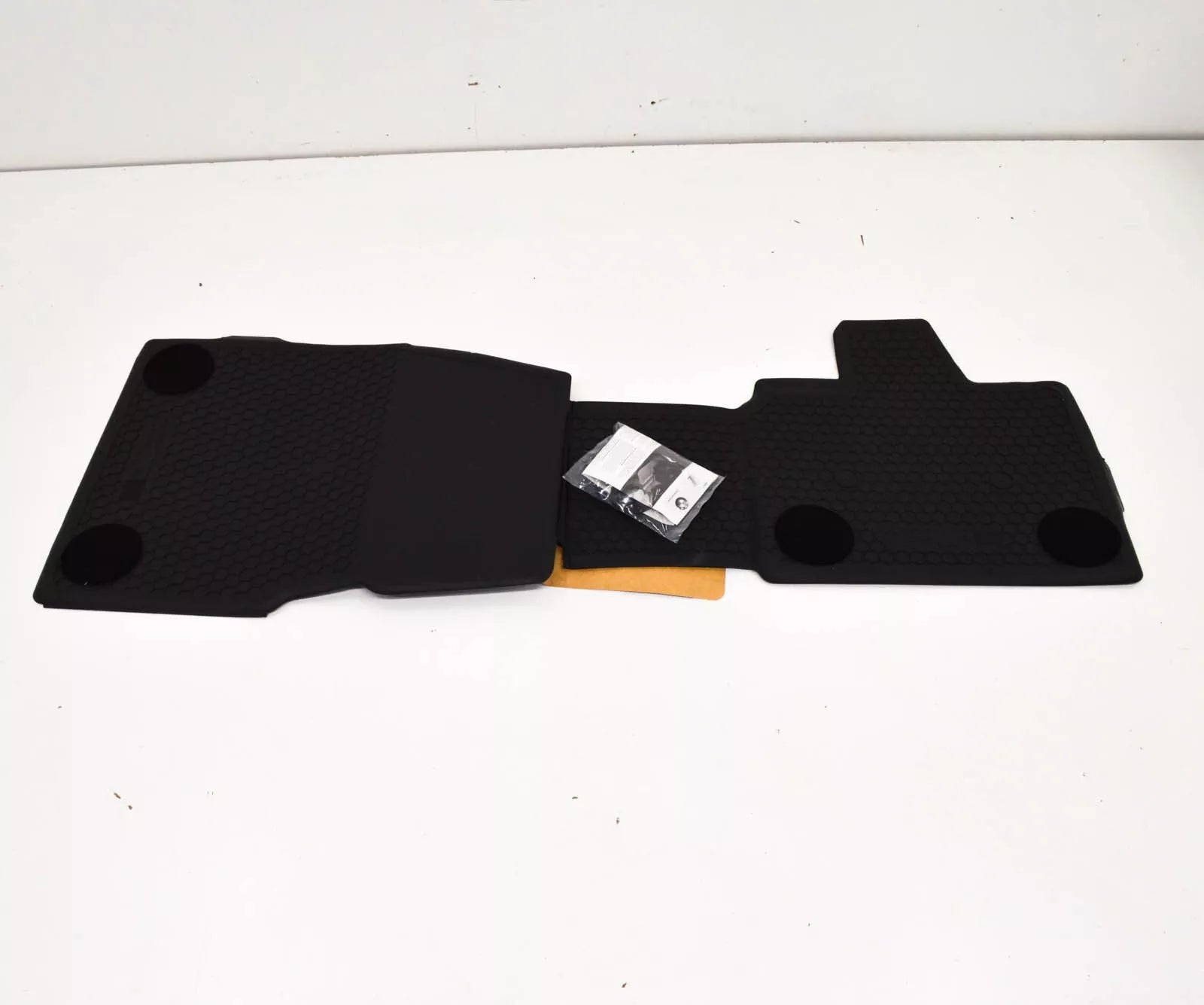 NEW BMW I3 I01 FRONT ALL-WEATHER FLOOR MAT PROTECTION LHD 51472348072 ORIGINAL