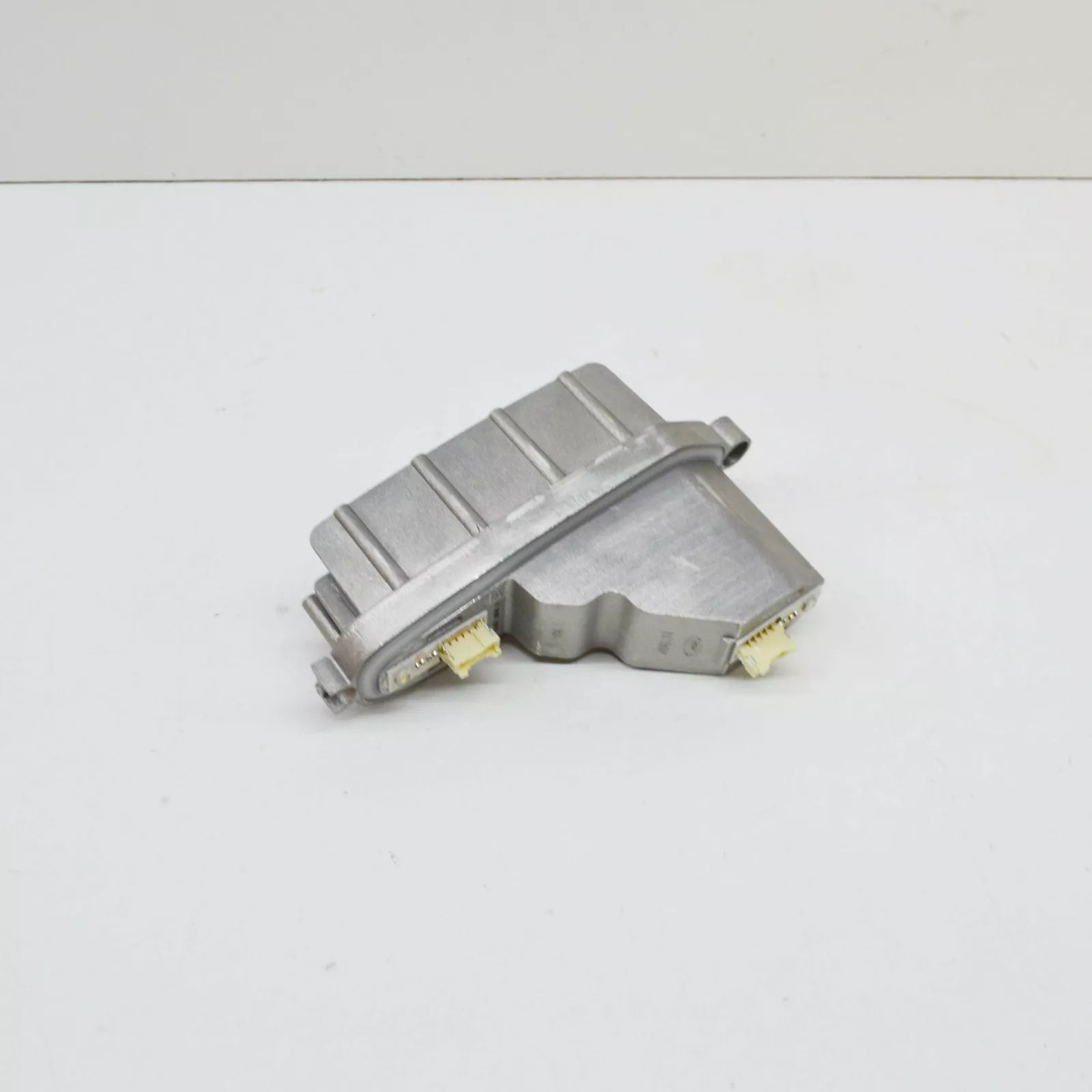 NEW AUDI Q3 8U HEADLIGHT LED UNIT WITH HEAT SINK 8U0941475A ORIGINAL