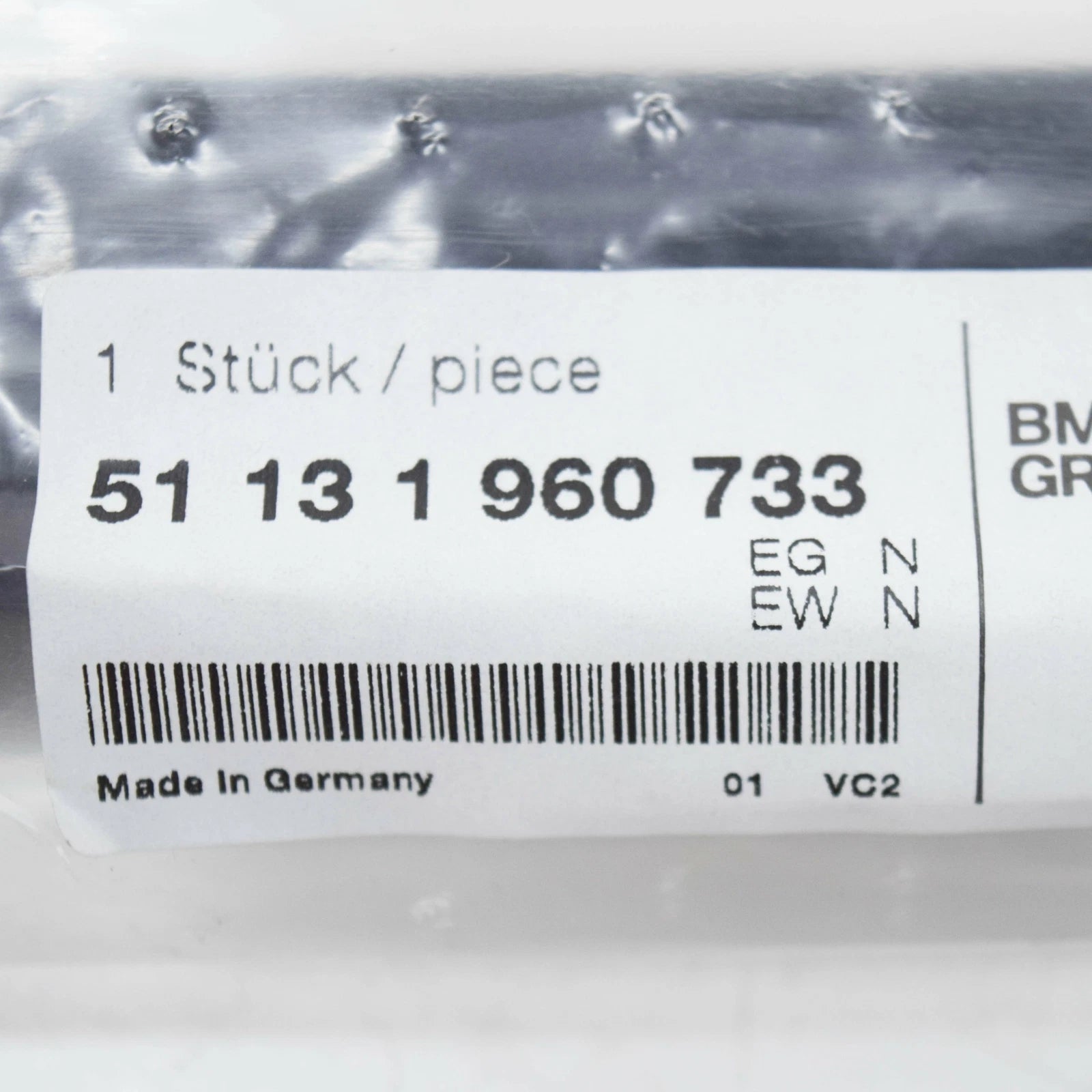 NEW BMW 3 E30 REAR LEFT DOOR MOLDING TRIM 51131960733 1960733 ORIGINAL