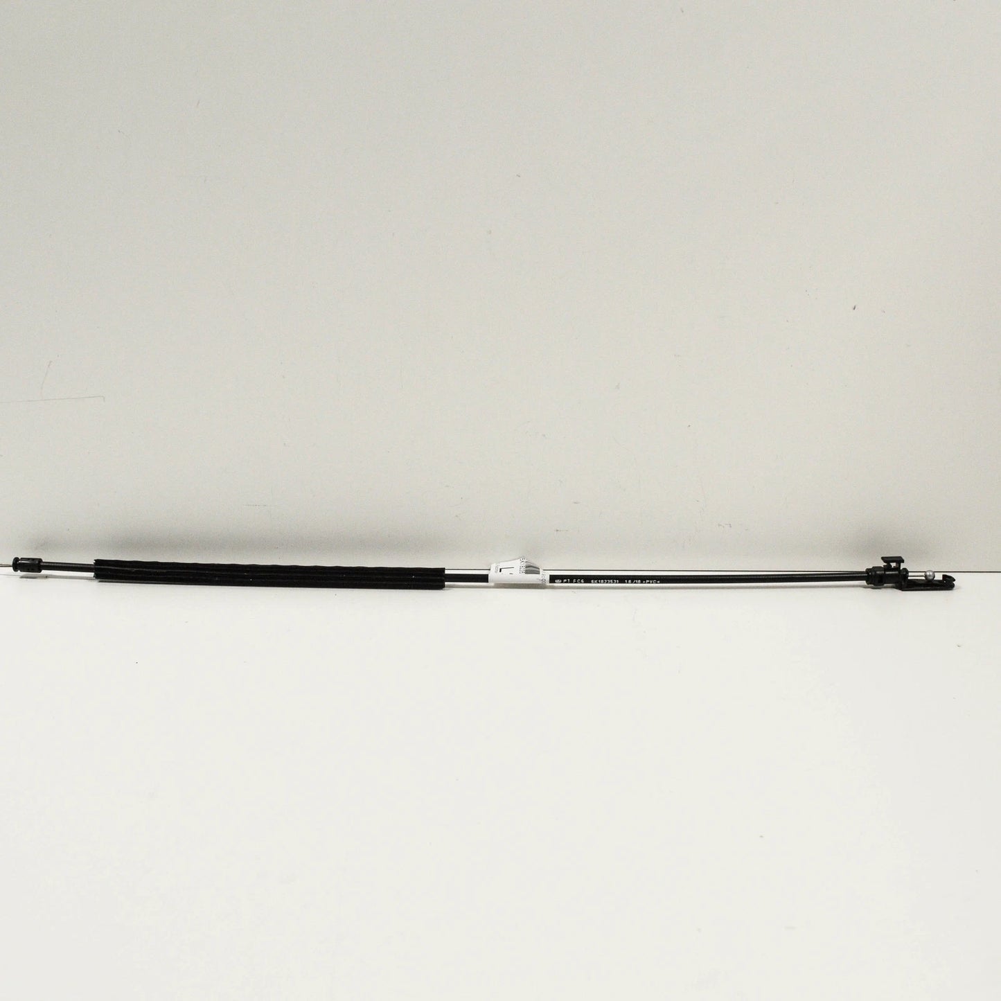 NEW VOLKSWAGEN GOLF MK6 BONNET HOOD RELEASE LID LOCK CABLE LHD 5K1823531