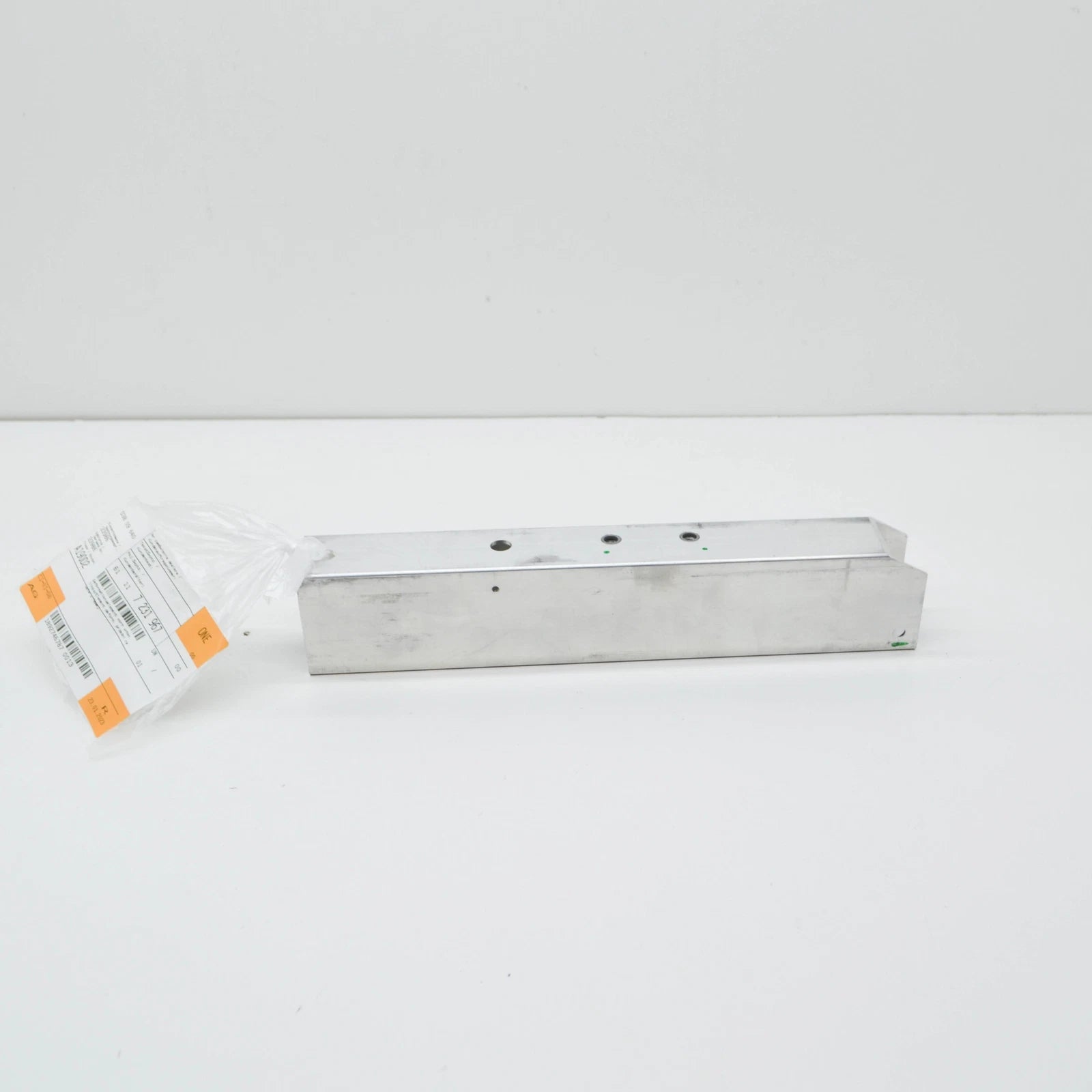 NEW BMW 6 F06 FRONT BUMPER LEFT DEFORMATION ELEMENT 51117231967 2016 ORIGINAL