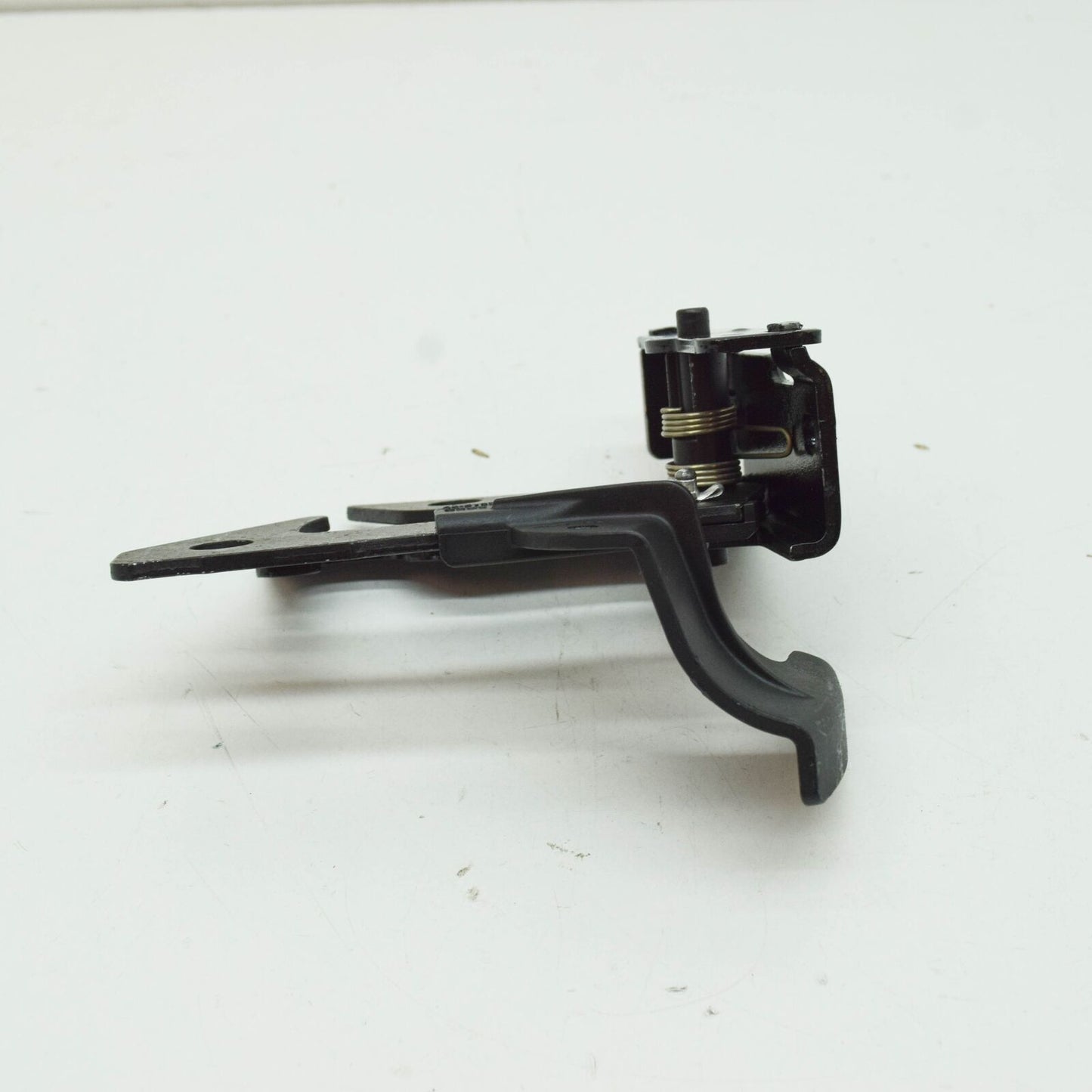 NEW MERCEDES-BENZ EQC FRONT BONNET HOOD RETAINING HOOK A2938807201 ORIGINAL