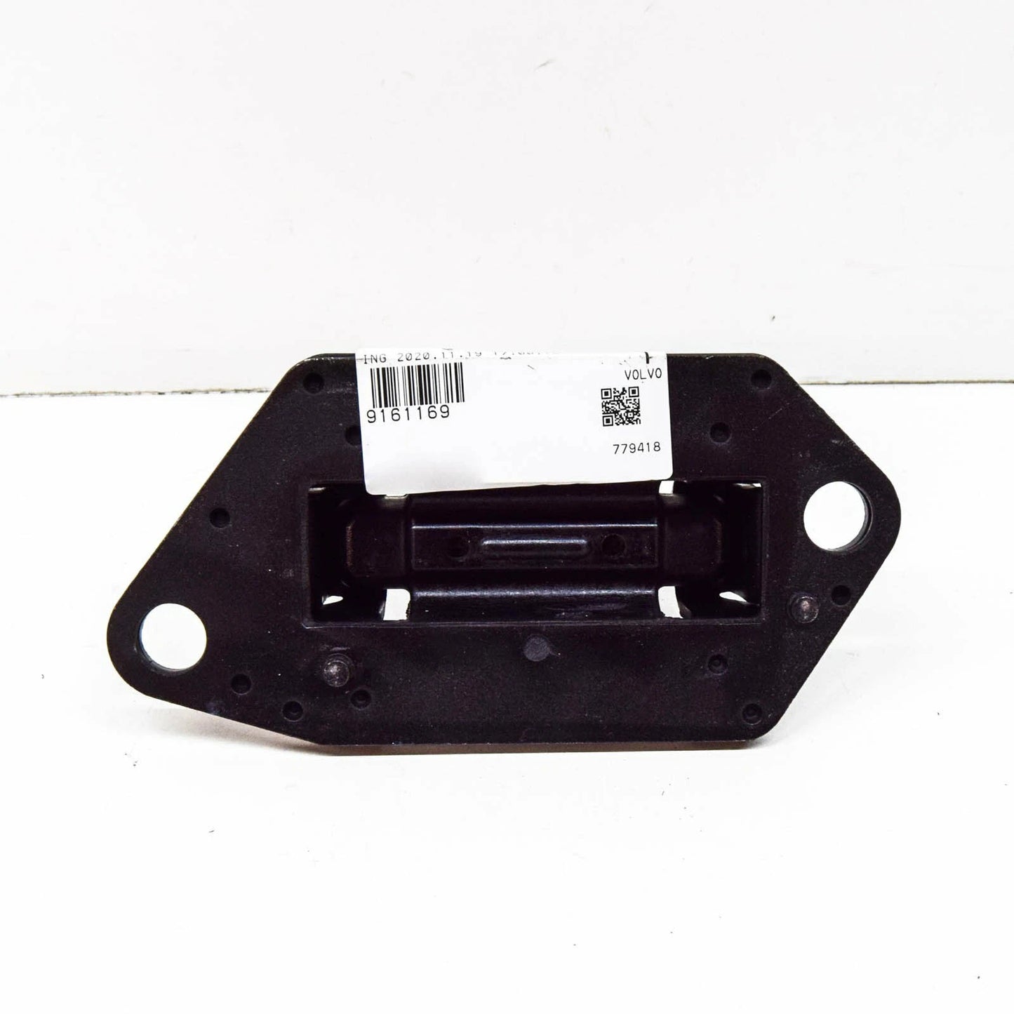 NEW MERCEDES-BENZ SPRINTER 906 RADIATOR RIGHT COVER BRACKET A9068890131