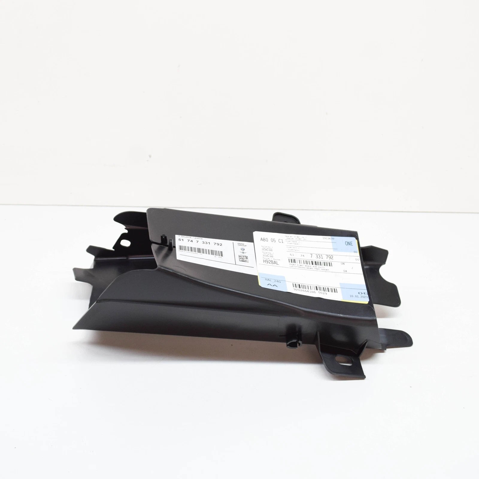 NEW BMW 5 GT F07 FRONT RIGHT BRAKE AIR DUCT 51747331792 7331792 2015 ORIGINAL