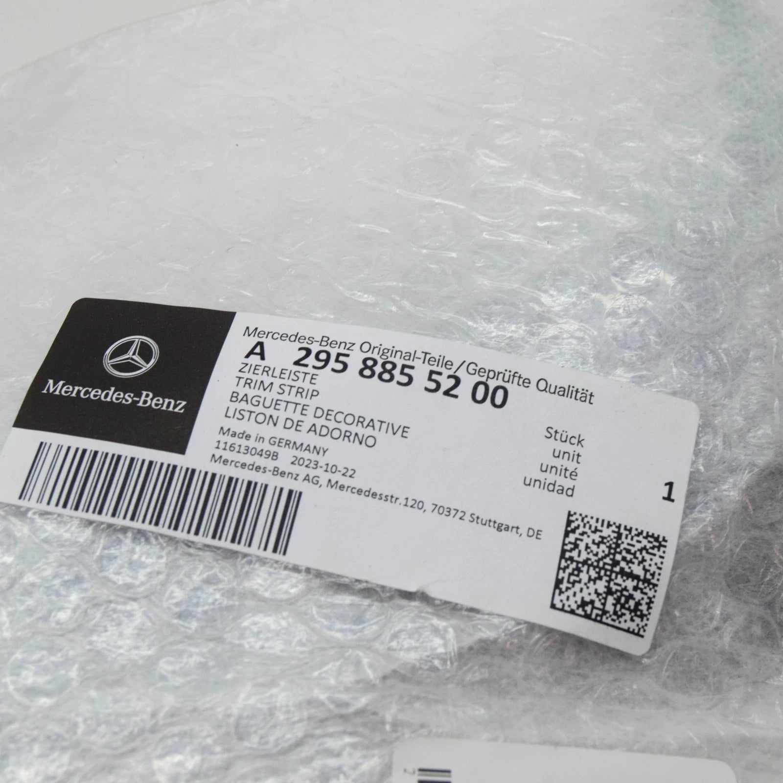 NEW MERCEDES-BENZ EQE V295V FRONT BUMPER RIGHT TRIM A2958855200 ORIGINAL