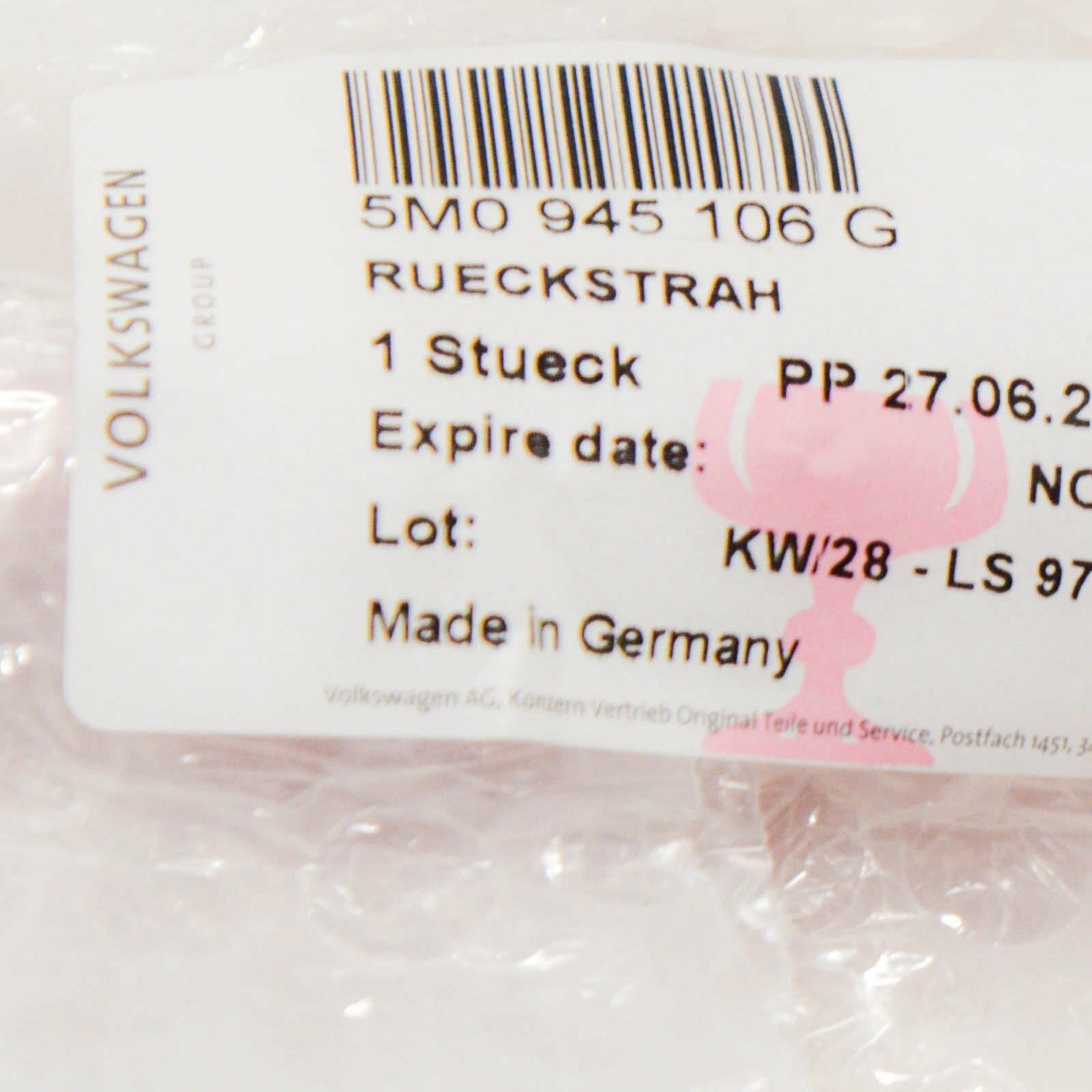 NEW VOLKSWAGEN GOLF PLUS REAR BUMPER RIGHT REFLECTOR 5M0945106G 2007