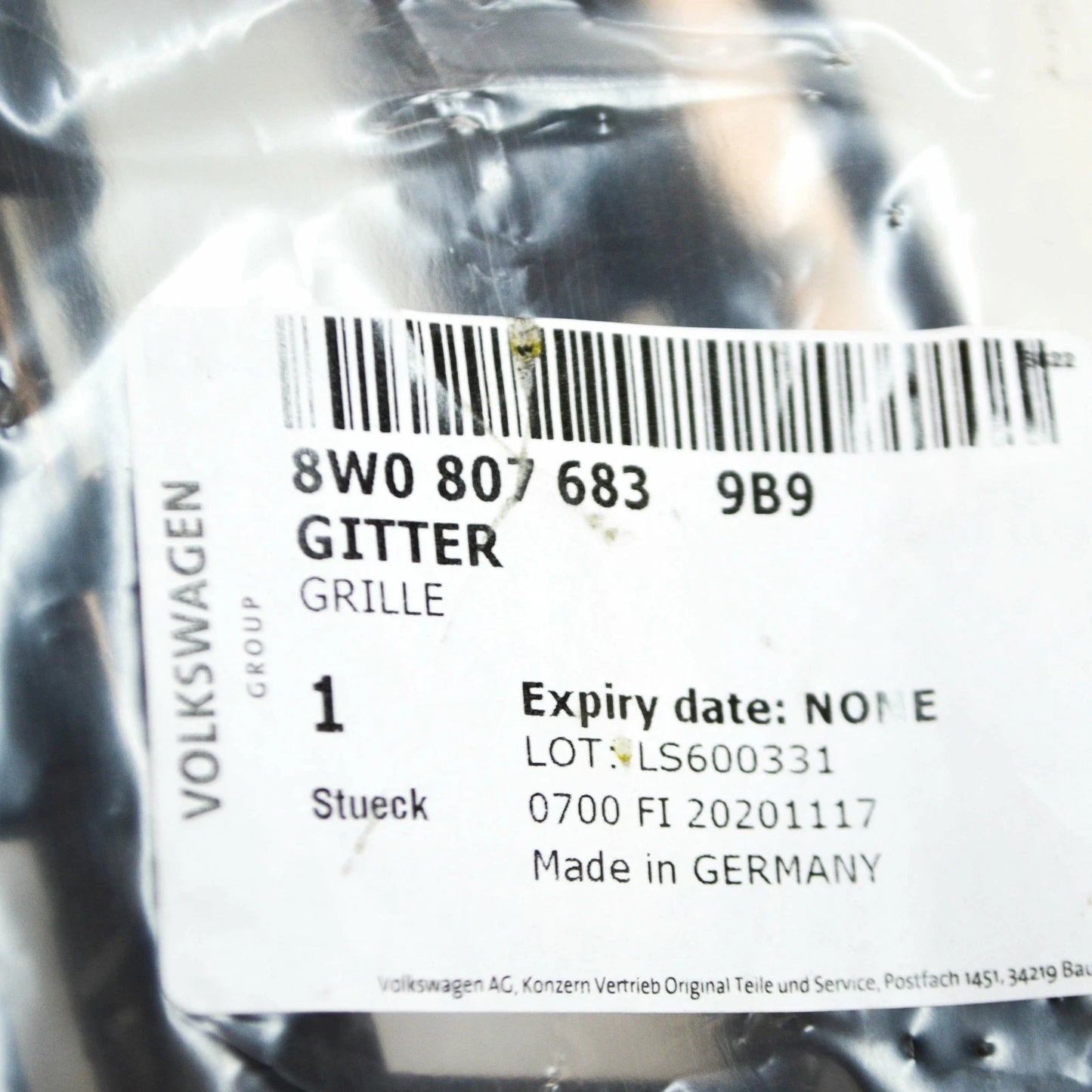 NEW AUDI A4 B9 FRONT LOWER GRILLE 8W08076839B9