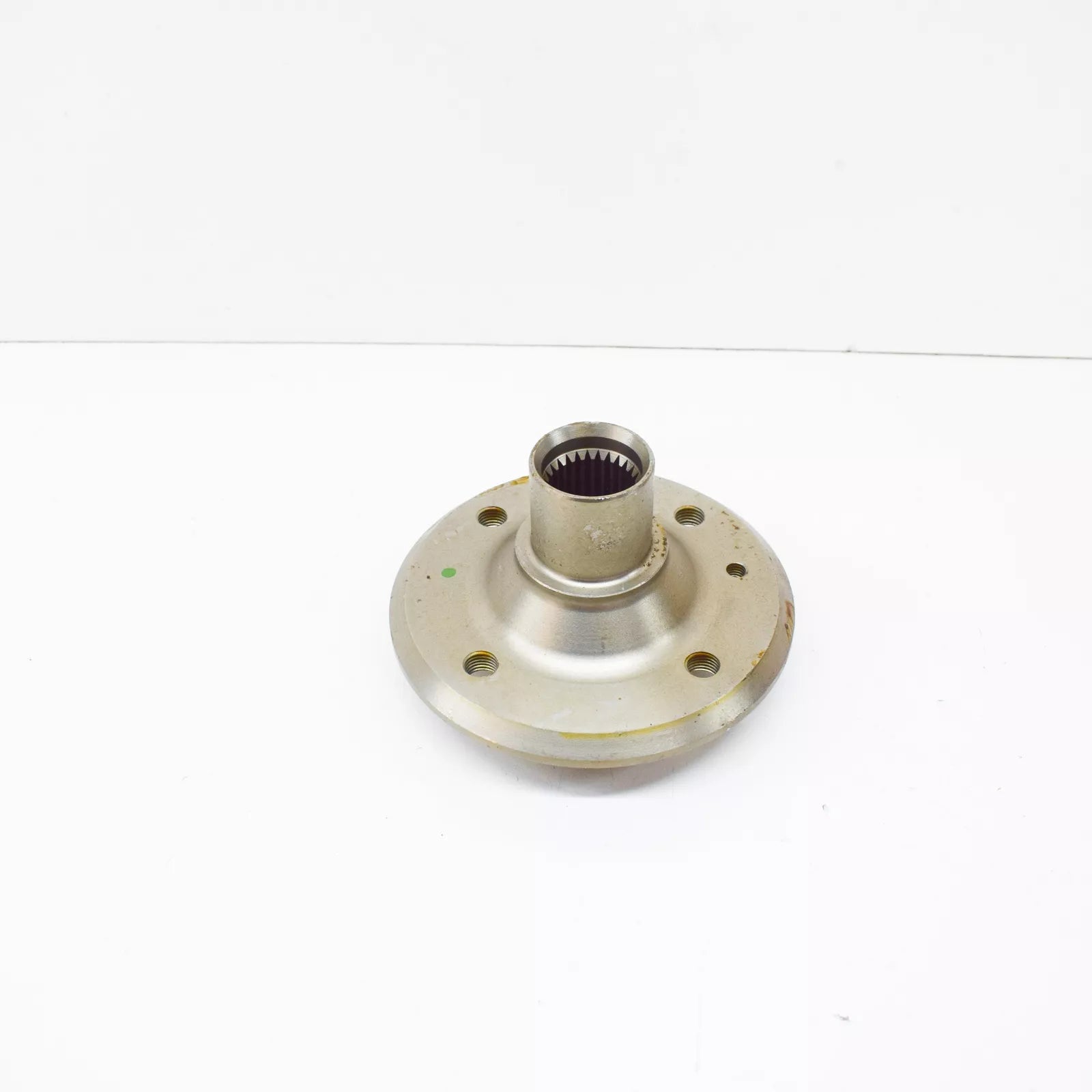 NEW BMW 3 E30 REAR AXLE DRIVE FLANGE 33411131118 1131118 ORIGINAL