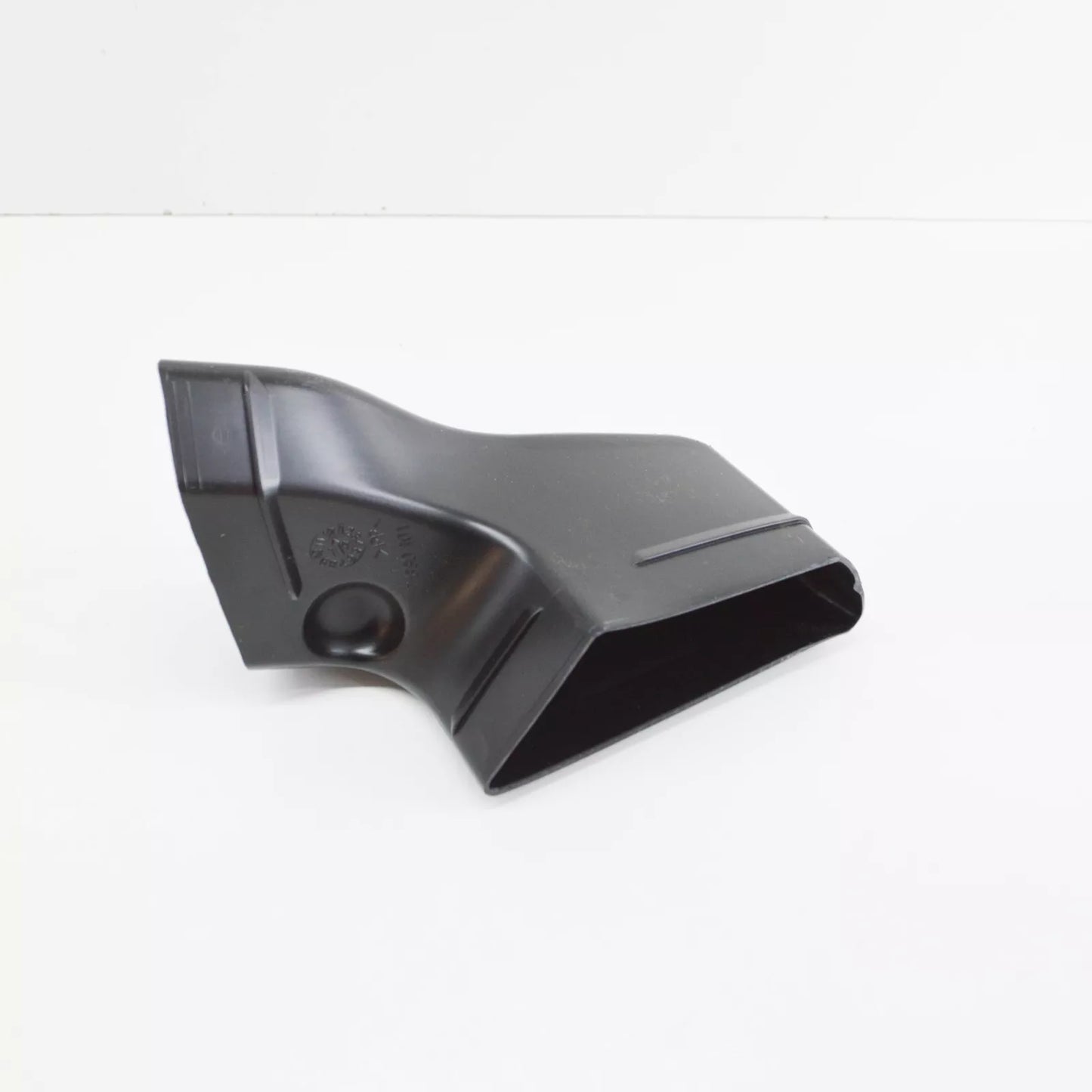 NEW BMW 3 CABRIO E46 REAR ENGINE AIR INTAKE HOSE 13717830101 7830101 ORIGINAL