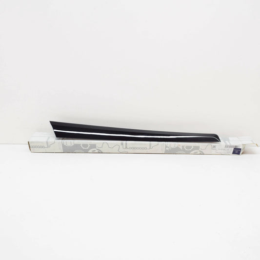 NEW MERCEDES-BENZ E C207 FRONT LEFT DOOR MOULDING A20772023222A04 ORIGINAL