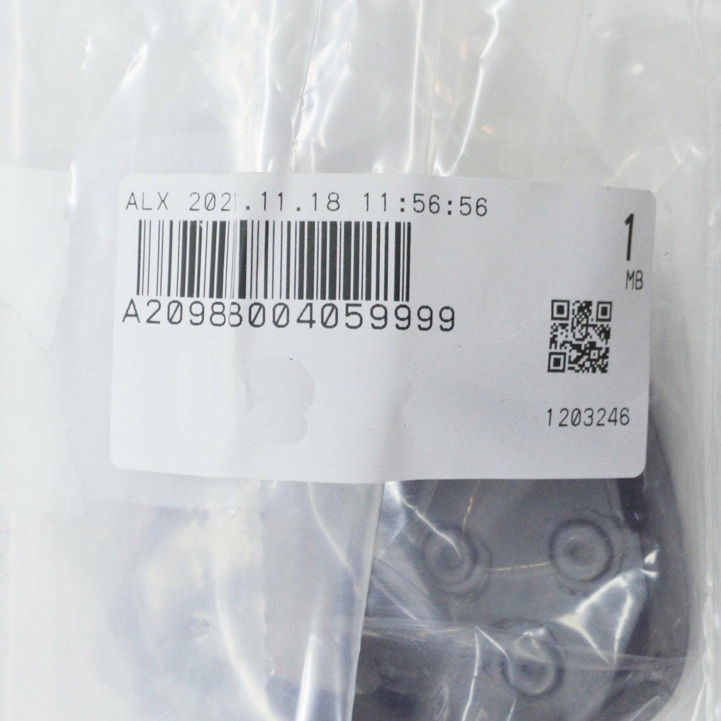 NEW MB CLK C209 RIGHT HEADLIGHT WASHER COVER CAP A20988004059999 ORIGINAL