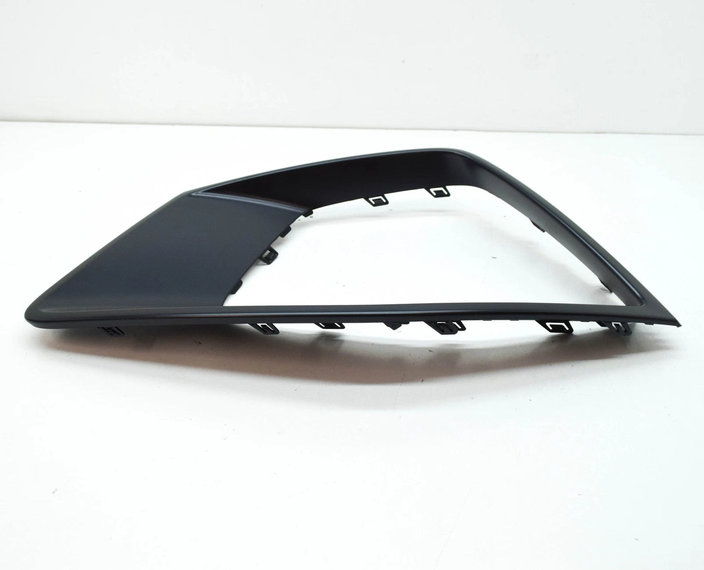 NEW AUDI Q8 FRONT BUMPER LEFT GRILLE DECORATIVE FRAME 4M8853257RU6 ORIGINAL