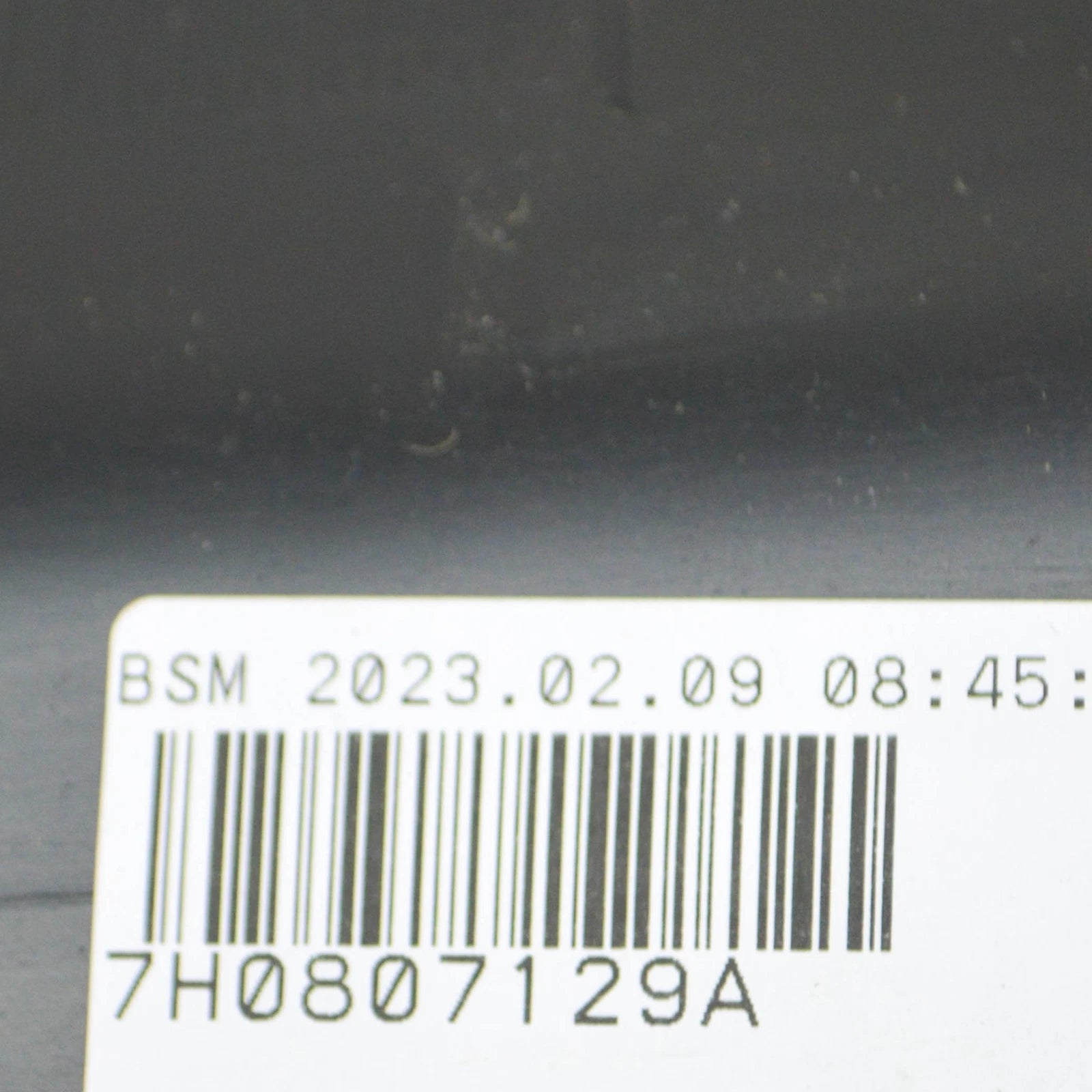 NEW VW V T5 FURGON 7HA,7HH,7EA, 7EH REAR LEFT BUMPER BRACKET 7H0807129A ORIGINAL