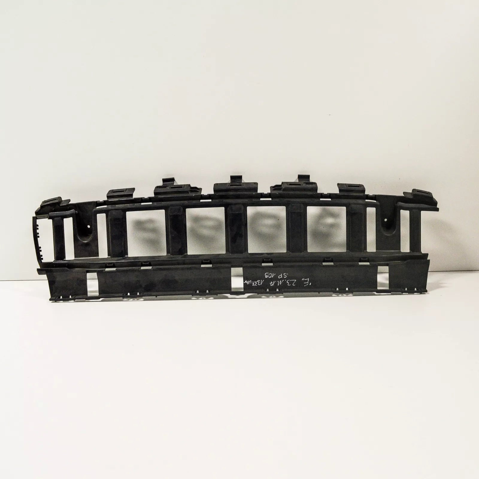 NEW MERCEDES BENZ C W205 REAR BUMPER BRACKET A2058852314 ORIGINAL