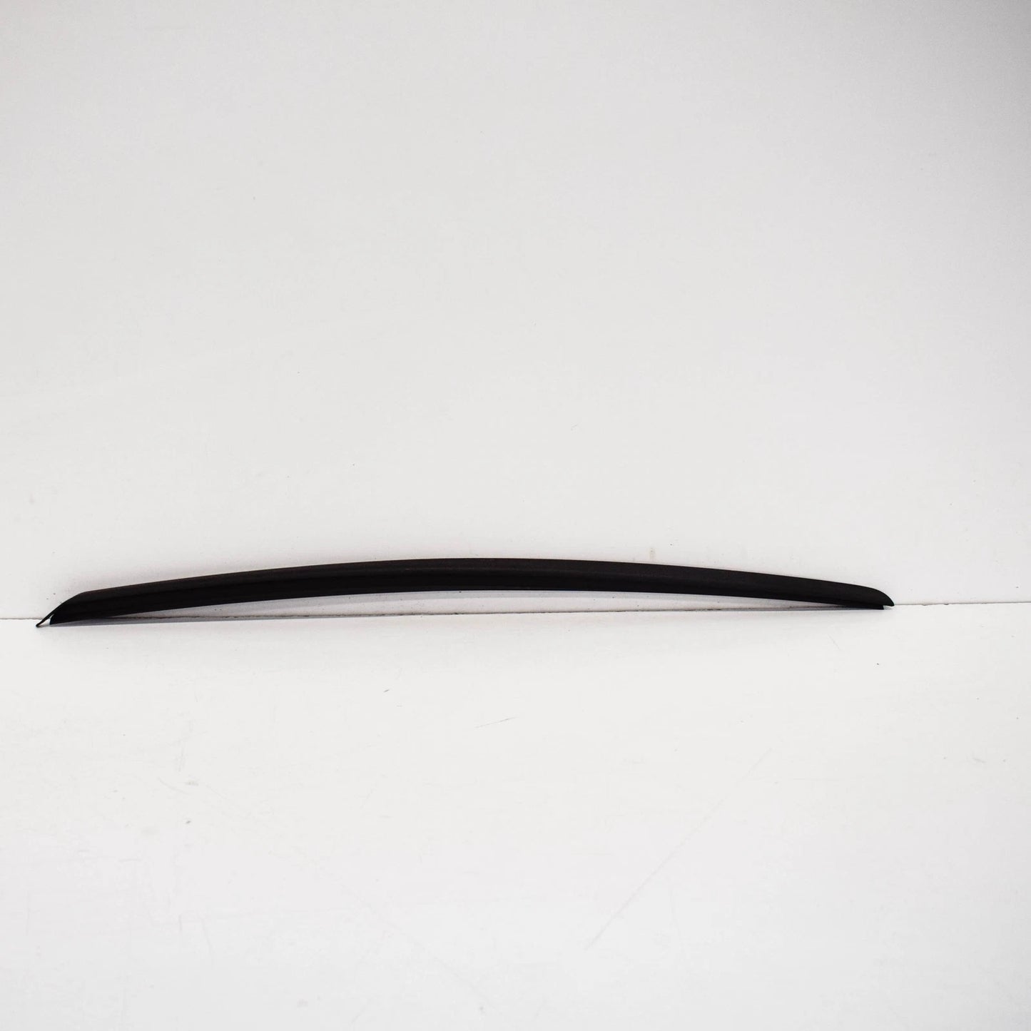 NEW AUDI A4 B9 FRONT WINDSCREEN RIGHT WEATHERSTRIP MOLDING 8W0854328C9B9