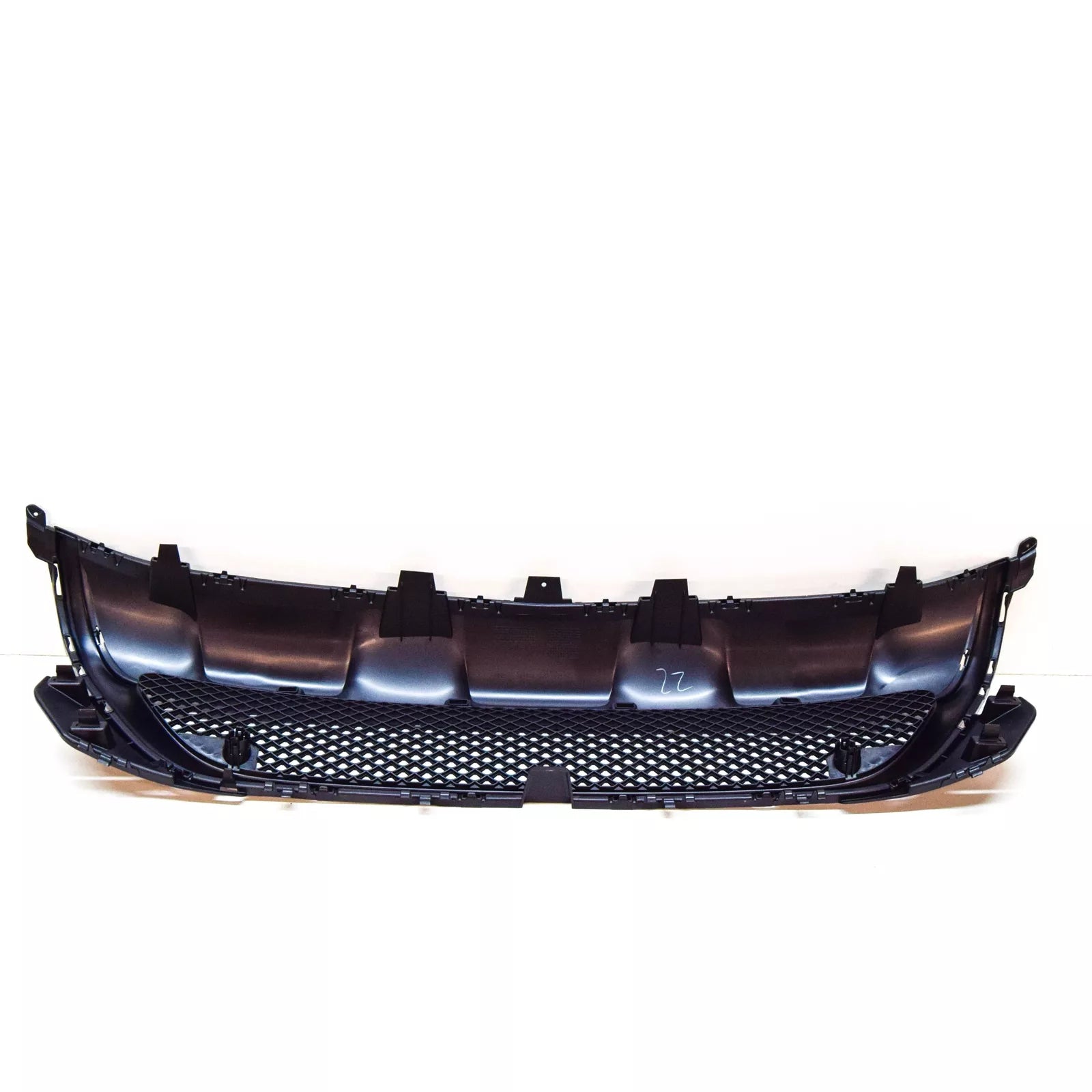 NEW MB GLA-CLASS X156 FRONT AMG BUMPER LOWER GRILLE A1568858600 ORIGINAL
