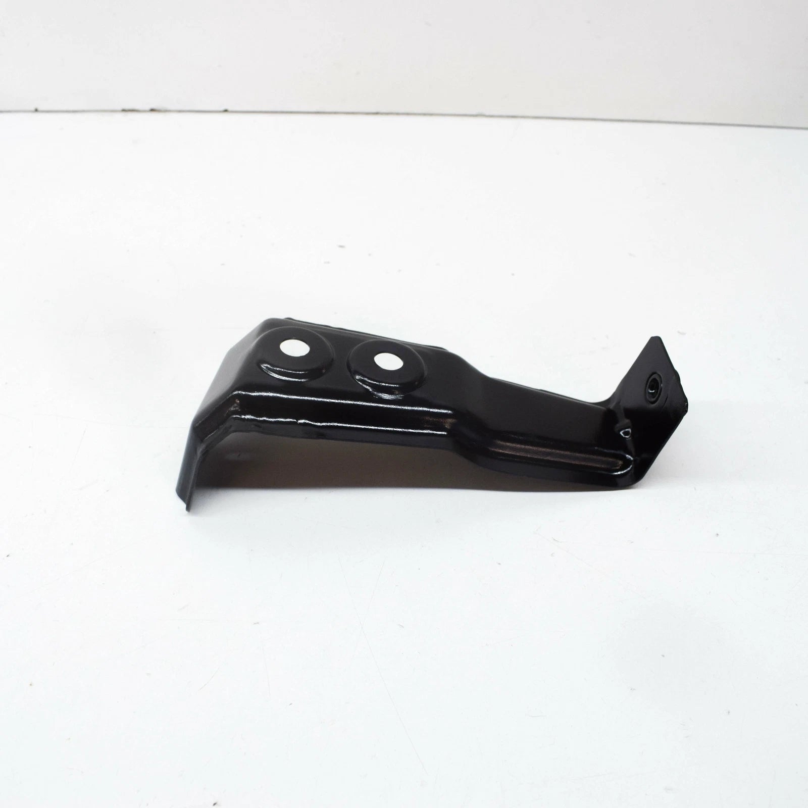 NEW BMW X5 G05 FRONT RIGHT FENDER HOLDER BRACKET 41007492368 ORIGINAL