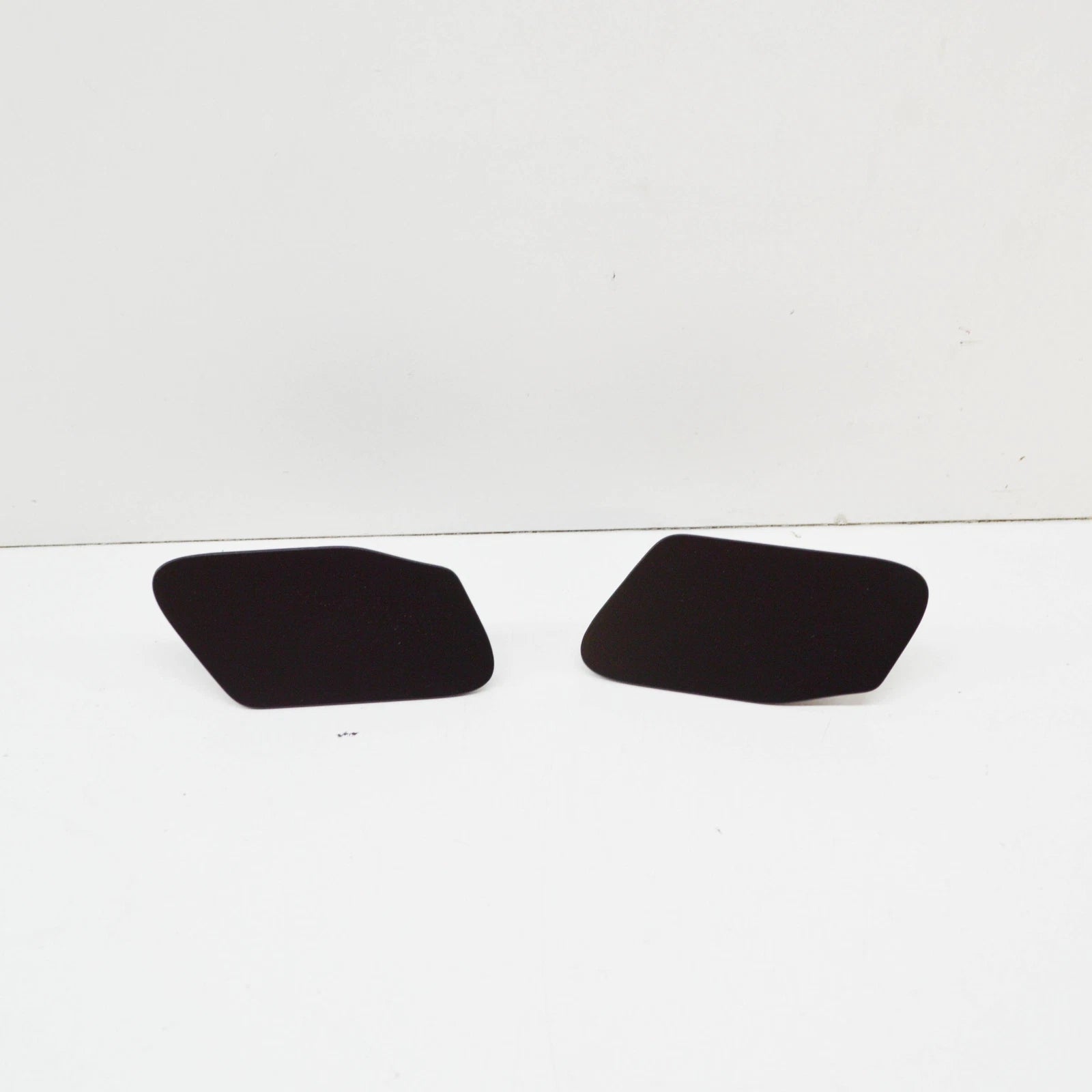 NEW BMW X3 F25 HEADLAMP WASHER COVER CAP KIT 51117338568 7338568 ORIGINAL