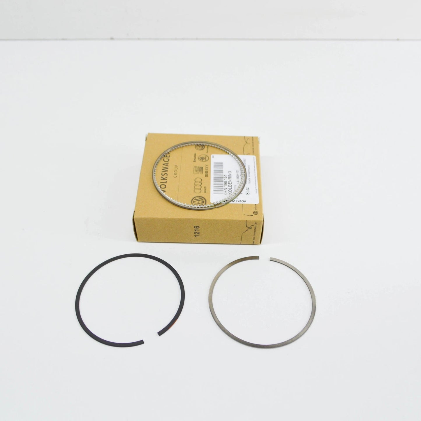 NEW VOLKSWAGEN ARTEON 3H7 PISTON RINGS SET 06N198151 ORIGINAL