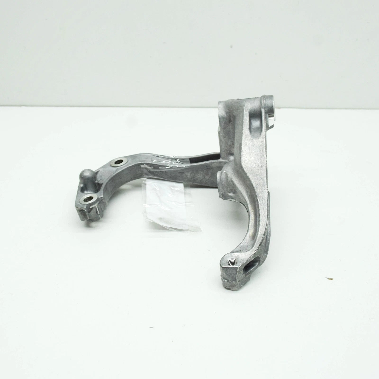 NEW AUDI TT FV A/C CONDENSER COMPRESSOR BRACKET 06M260885M