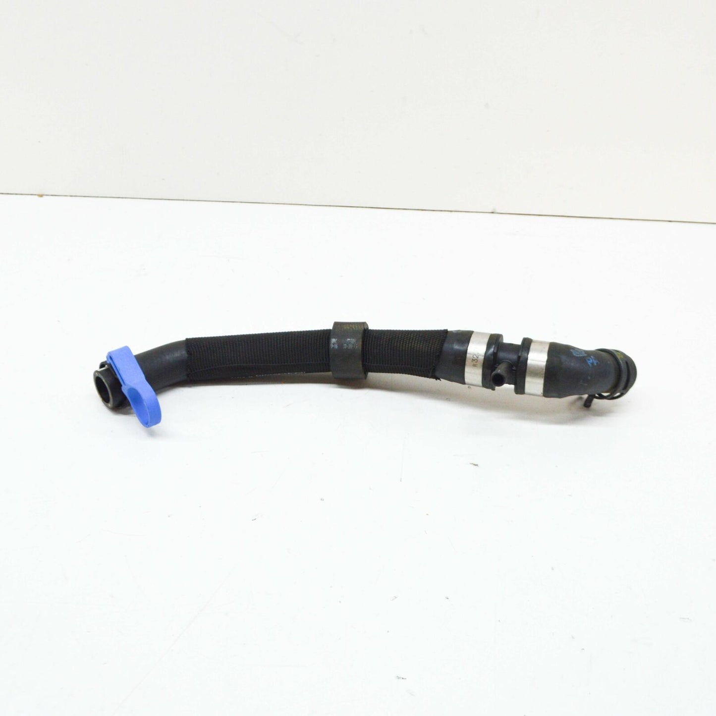 NEW MERCEDES-BENZ E W213 ENGINE COOLING WATER PIPE A2138309904 ORIGINAL