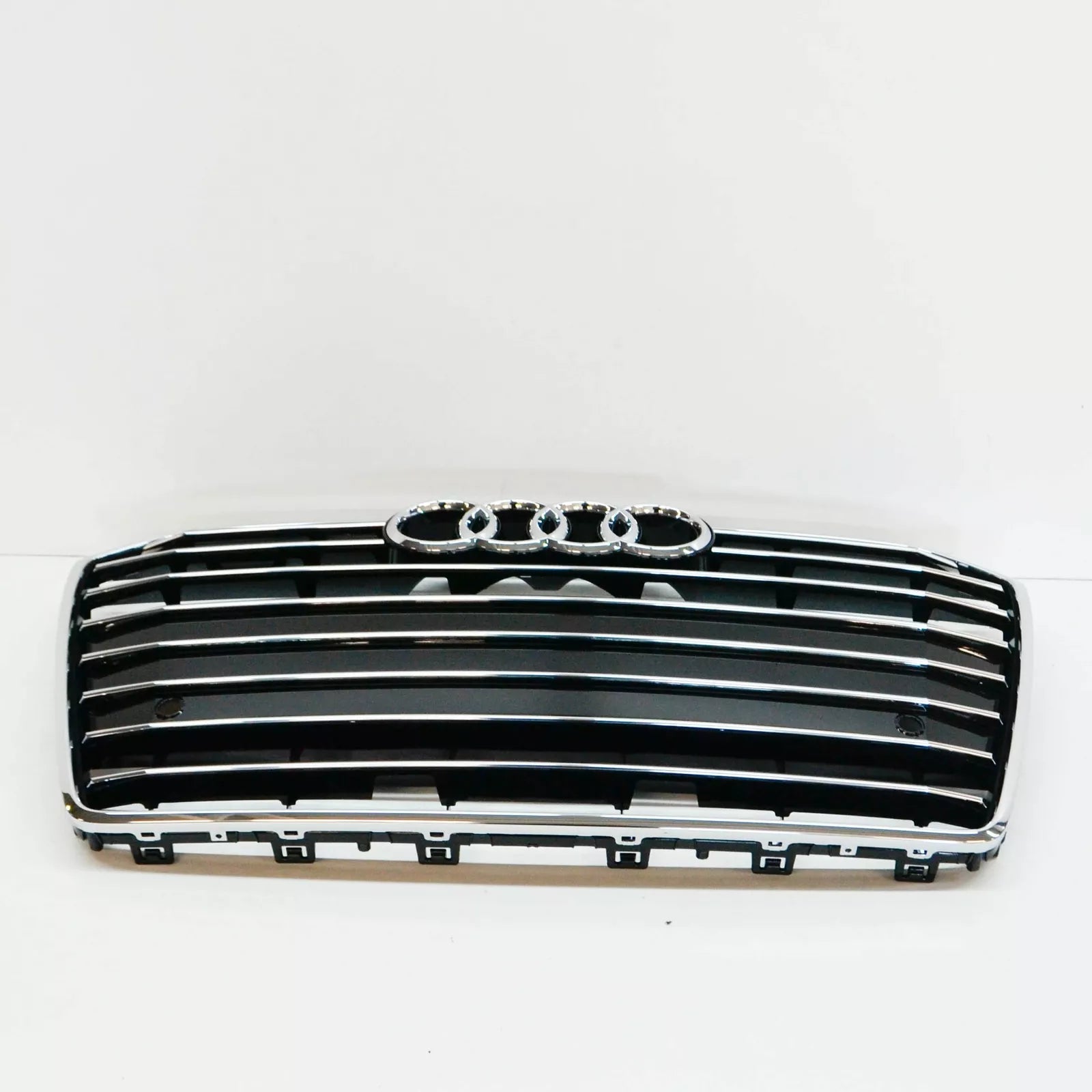 NEW AUDI A6 C7 FRONT BUMPER RADIATOR GRILLE 4G0853651AG T94