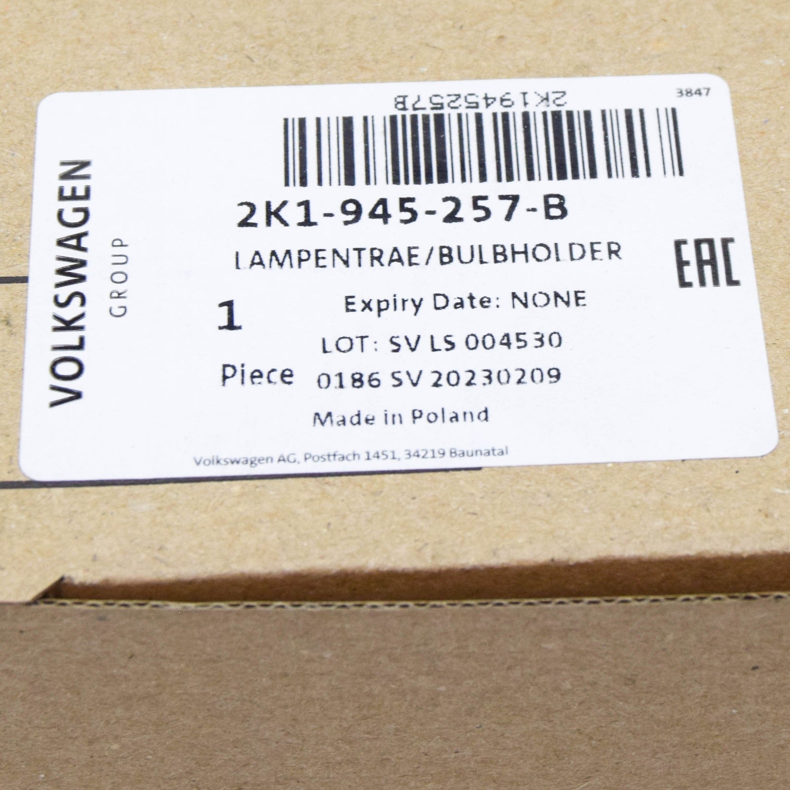NEW VOLKSWAGEN CADDY MK3 REAR LEFT BULB CARRIER 2K1945257B ORIGINAL