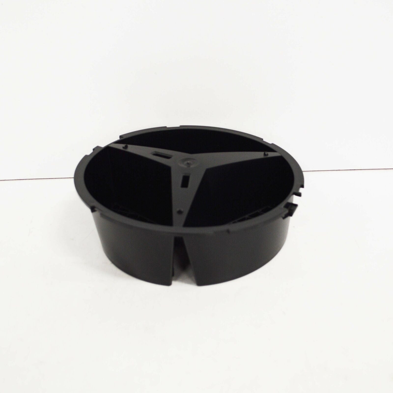 NEW MERCEDES BENZ CLS C218 FRONT GRILLE BADGE A2188880060 ORIGINAL