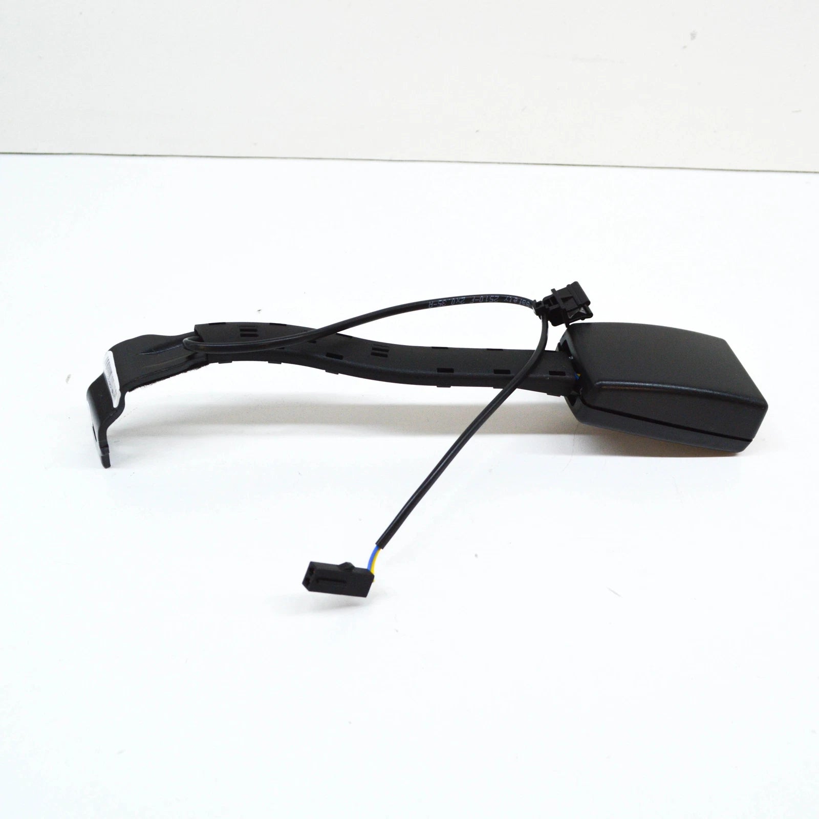 NEW VOLKSWAGEN GOLF 1K MK5 FRONT LEFT SEAT BUCKLE 1K4857755EQVZ