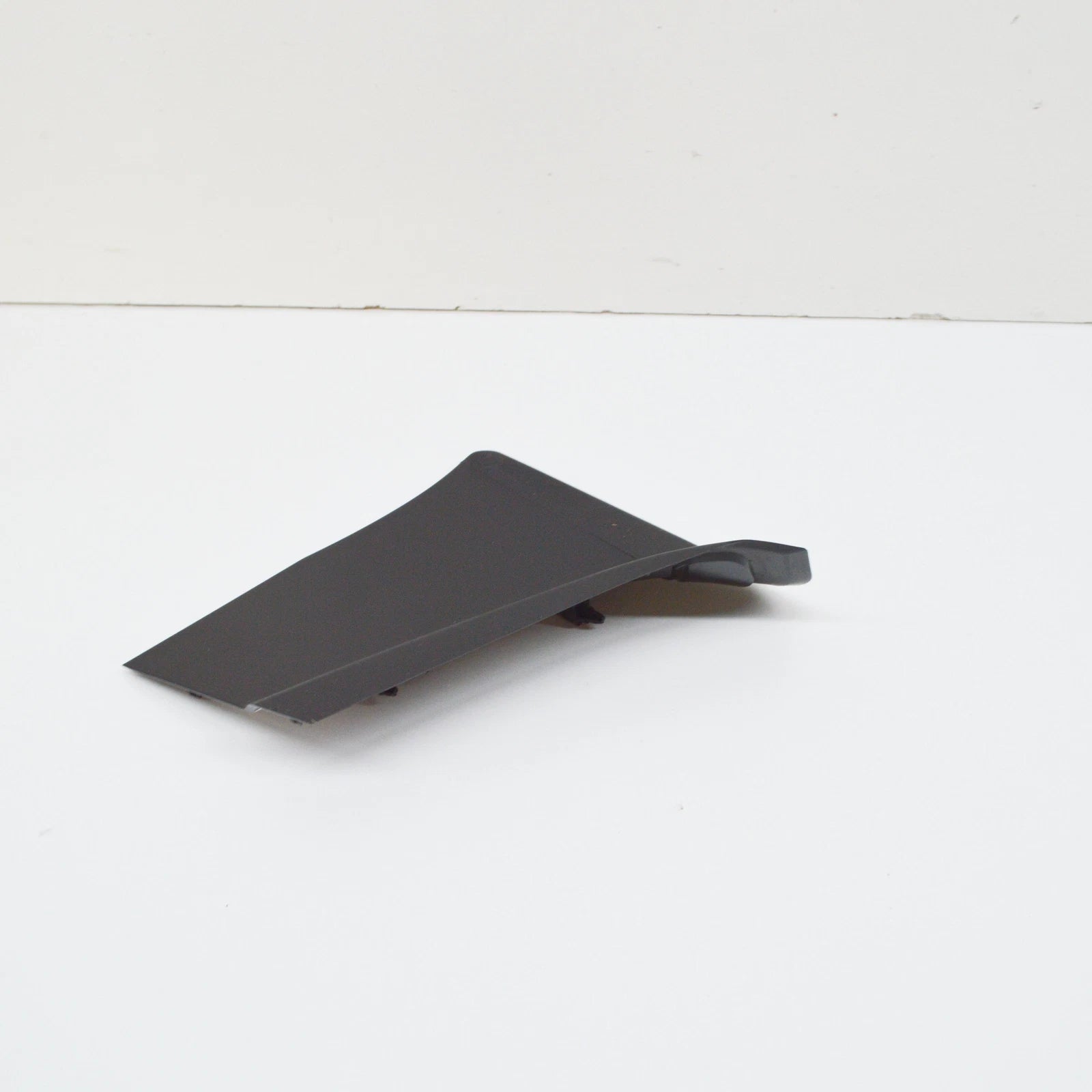 NEW AUDI A7 RS7 4G8 REAR LEFT TAILLIGHT BEZEL OUTER TRIM 4G8945255A ORIGINAL