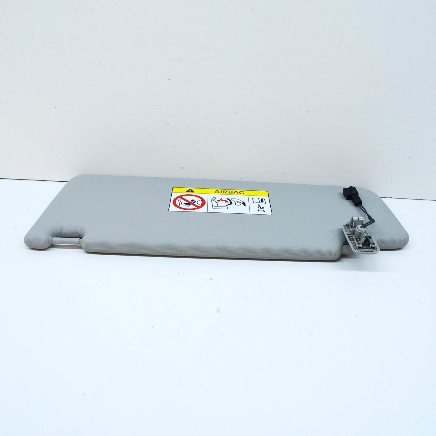 NEW VW TIGUAN AD FRONT RIGHT SUN VISOR STORM GREY LHD 5TA857552AASX4 ORIGINAL