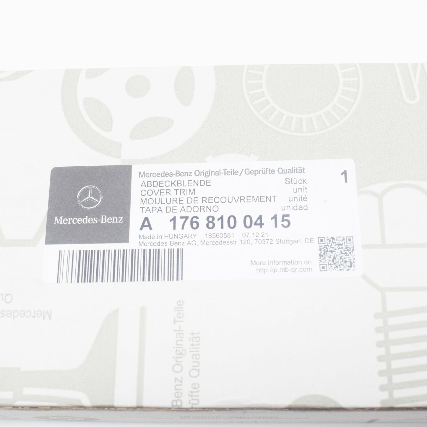 NEW MERCEDES-BENZ CLA C117 FRONT RIGHT DOOR MIRROR COVER A1768100415 ORIGINAL