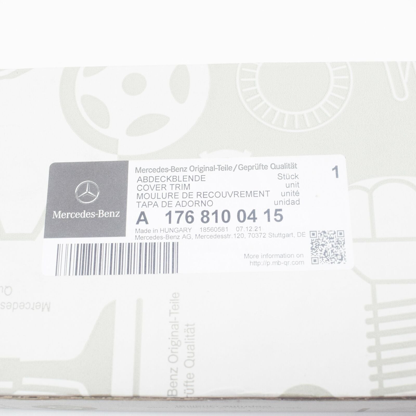 NEW MERCEDES-BENZ CLA C117 FRONT RIGHT DOOR MIRROR COVER A1768100415 ORIGINAL