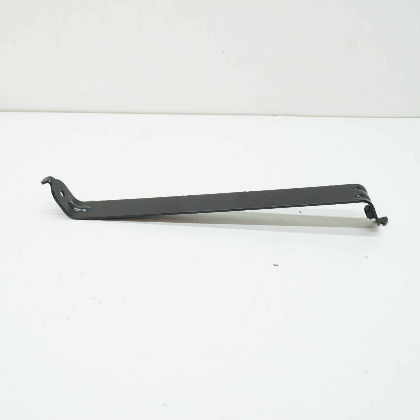 NEW VOLKSWAGEN AMAROK MK2 FRONT RIGHT BUMPER SUPPORT 2H6805698A 2022 ORIGINAL