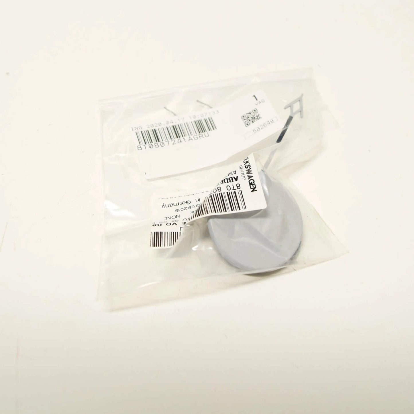 NEW AUDI A5 8T FRONT BUMPER TOW HOOK EYE COVER 8T0807241AGRU 2013