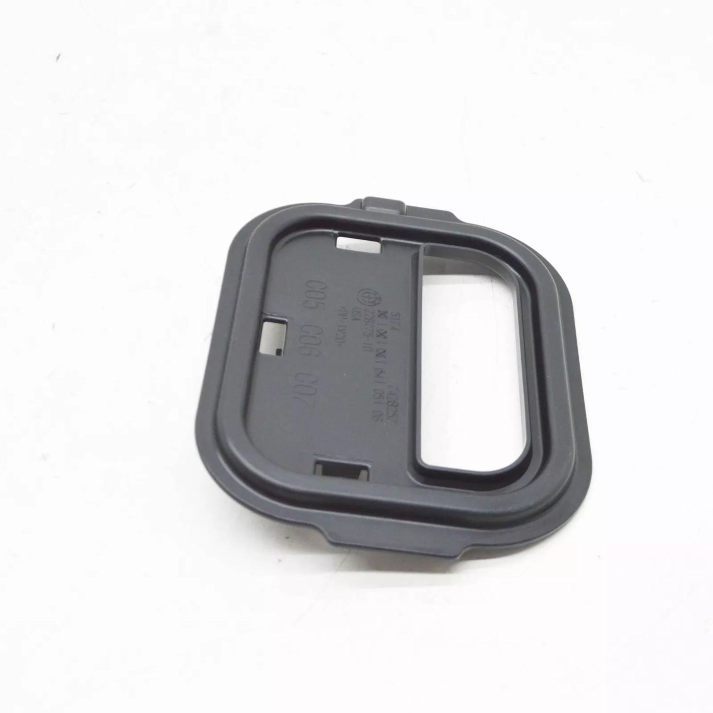 NEW BMW X5 G05 UPPER DUCT COVER LID 51747428257 ORIGINAL