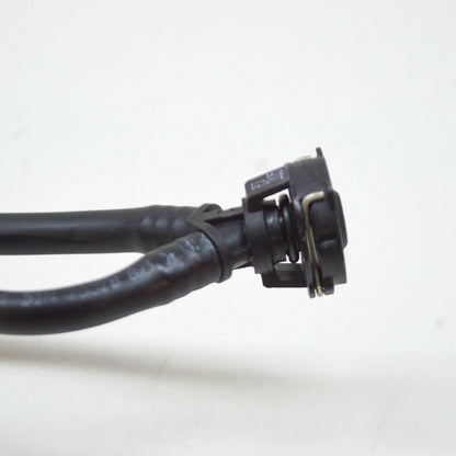 NEW MERCEDES-BENZ A W176 ENGINE COOLANT RESERVOIR HOSE A2465010325