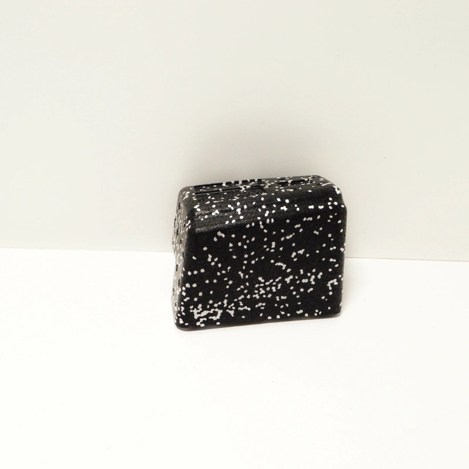 NEW BMW I8 I12 FRONT RIGHT SHOCK ABSORBER FOAM 51117351808 7351808 ORIGINAL