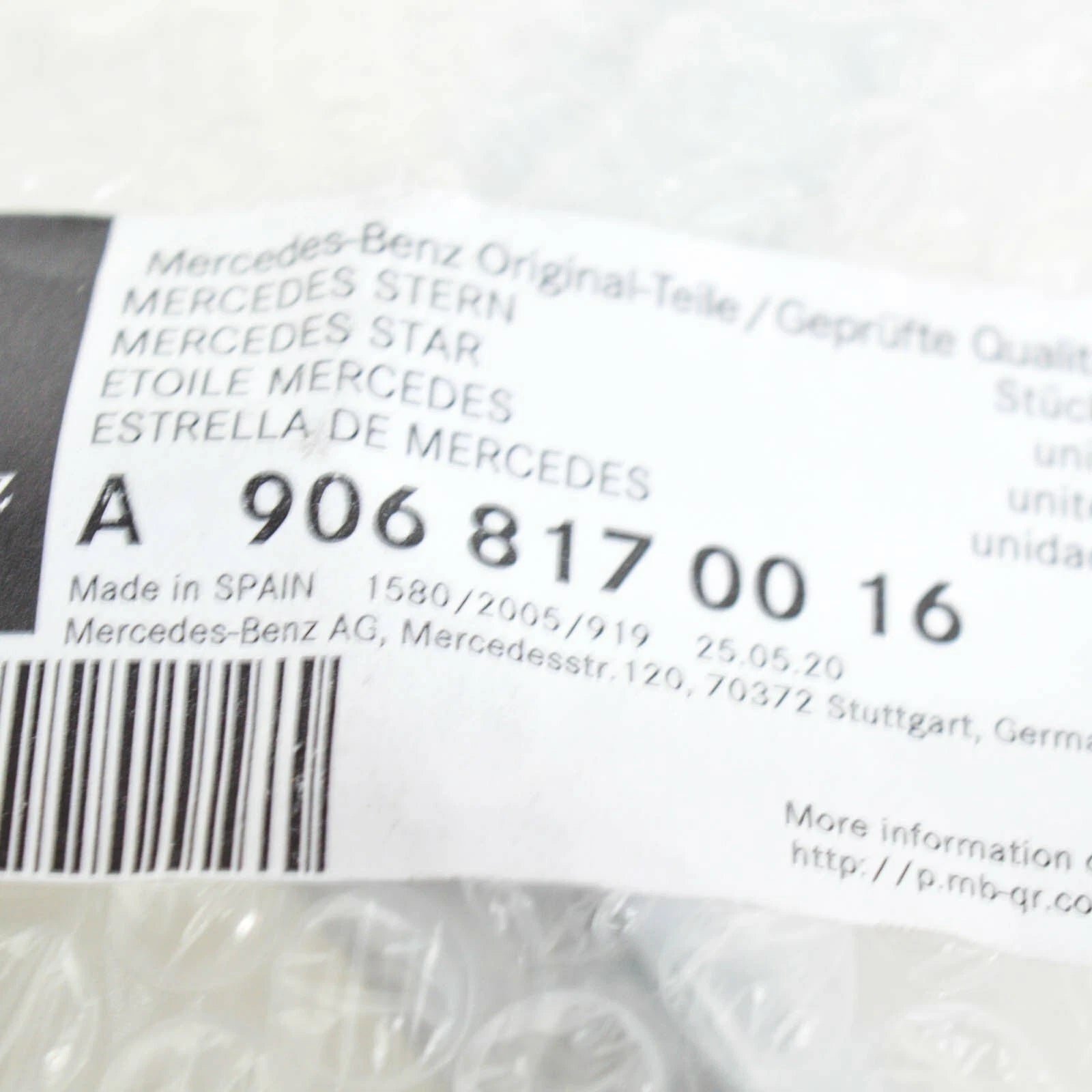 NEW MB SPRINTER 906 FRONT RADIATOR GRILLE EMBLEM BADGE A9068170016 ORIGINAL