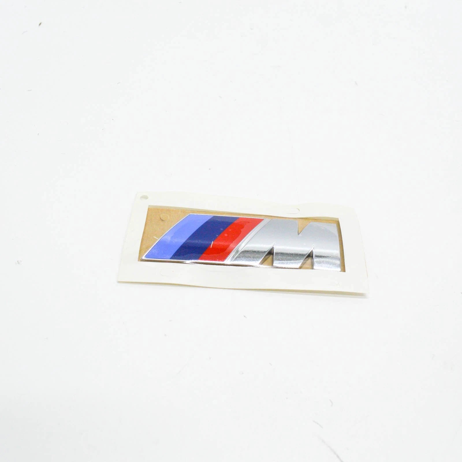 NEW BMW X6 E71 REAR TRUNK BOOT LID EMBLEM BADGE LABEL 51147250850 ORIGINAL