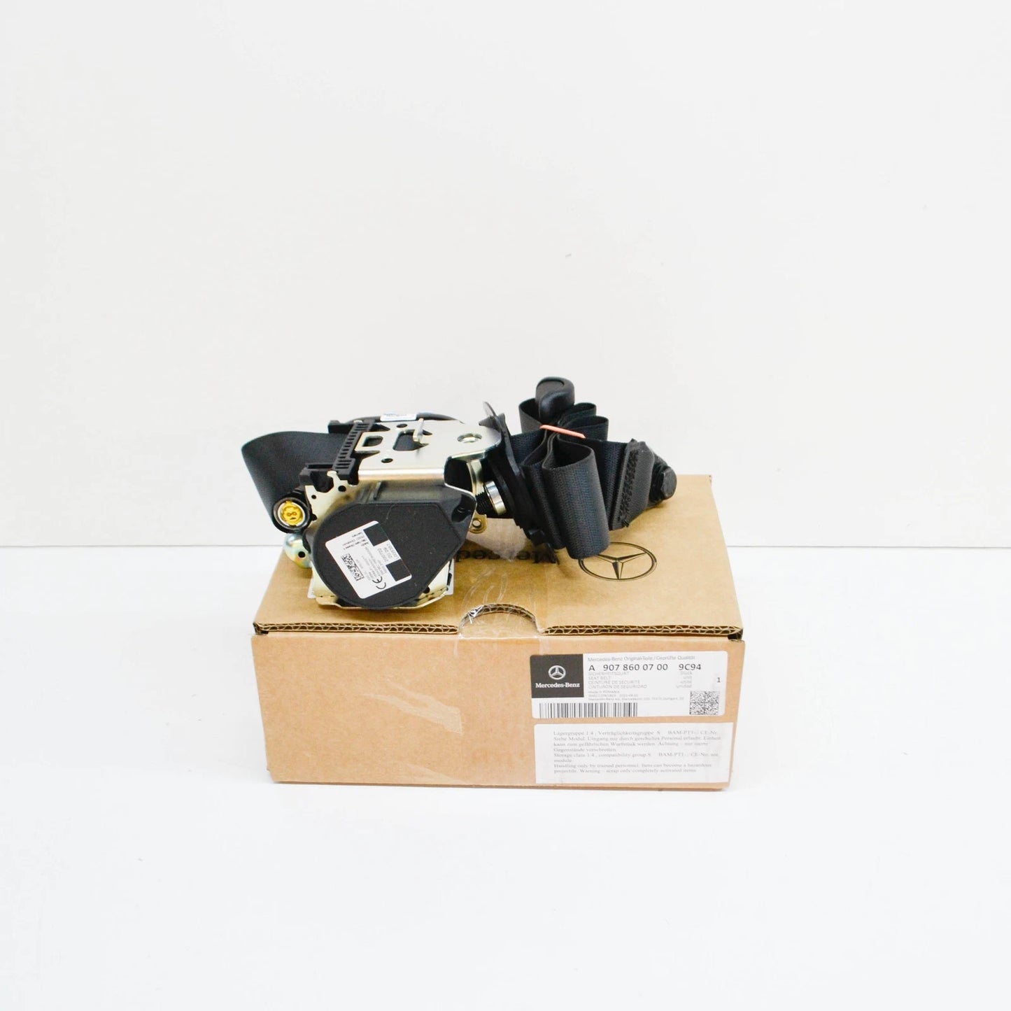 NEW MERCEDES-BENZ SPRINTER 907 FRONT LEFT SEAT BELT LHD A90786007009C94