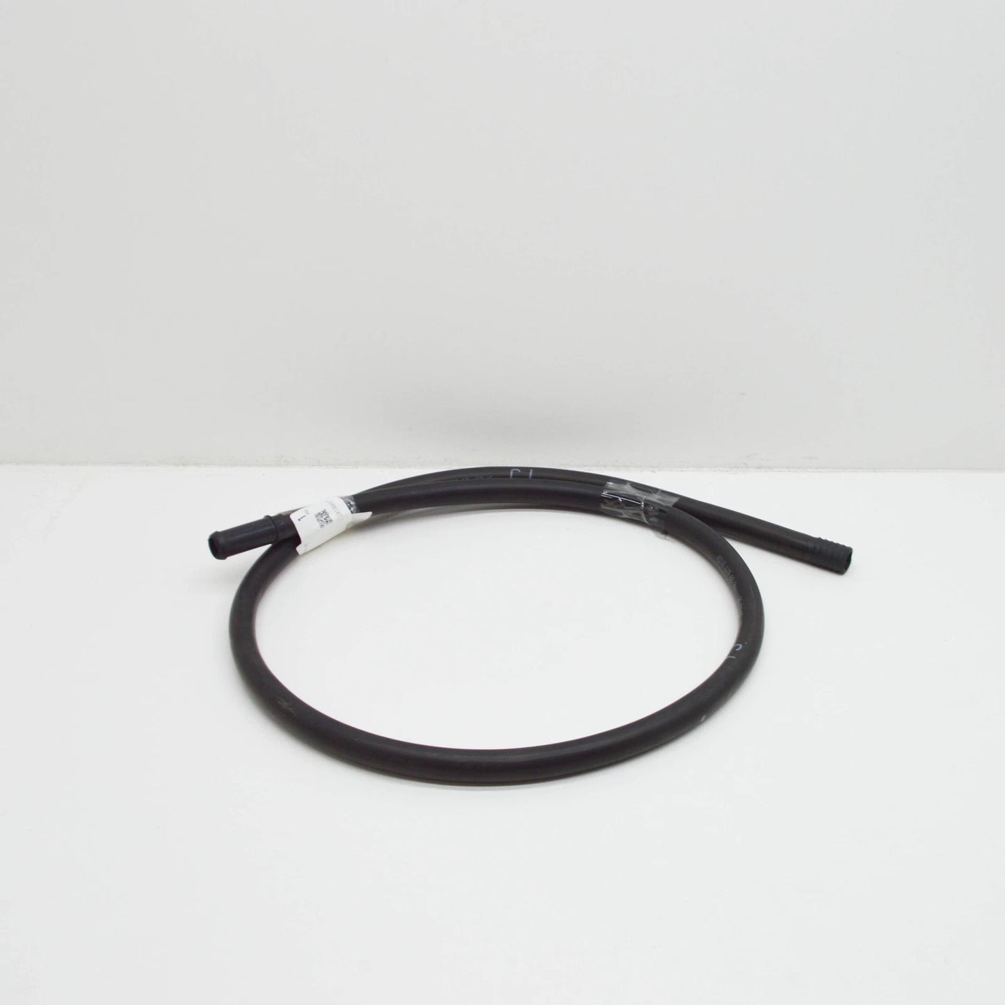 NEW MERCEDES-BENZ CLS C257 ROOF WATER DRAIN LINE HOSE A2186390294 2017 ORIGINAL