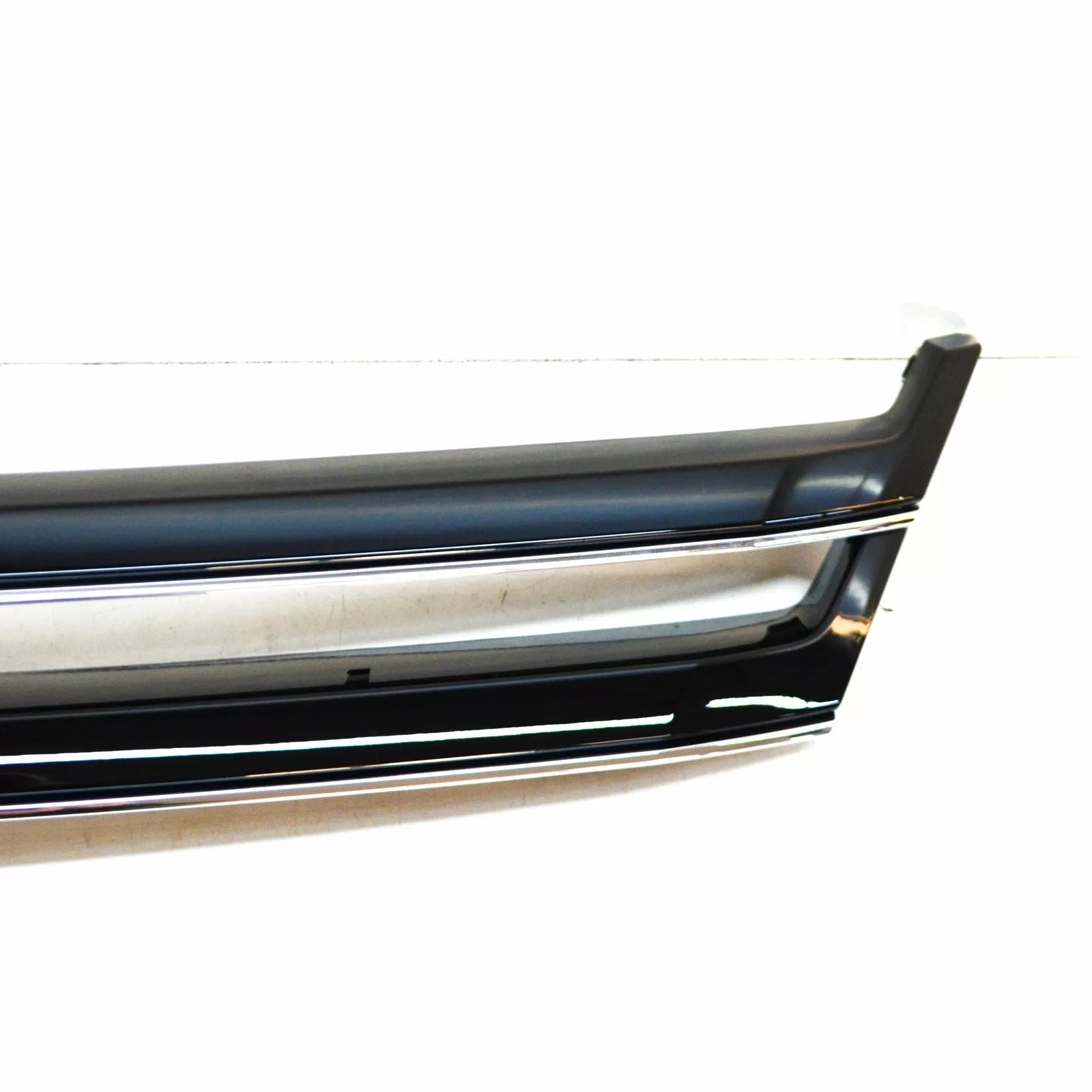 NEW VW GOLF PLUS MK6 FRONT BUMPER RADIATOR GRILLE TRIM 5M0853467AZLL