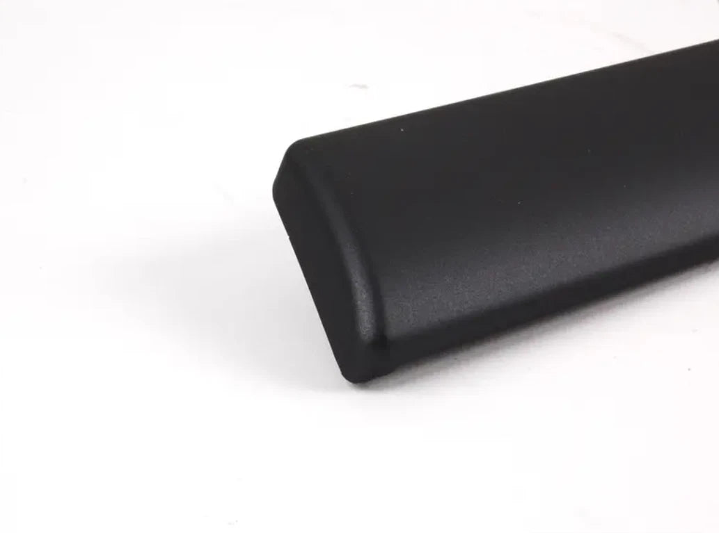 NEW BMW 3 E46 FRONT RIGHT DOOR TRIM 51418213994 8213994 ORIGINAL