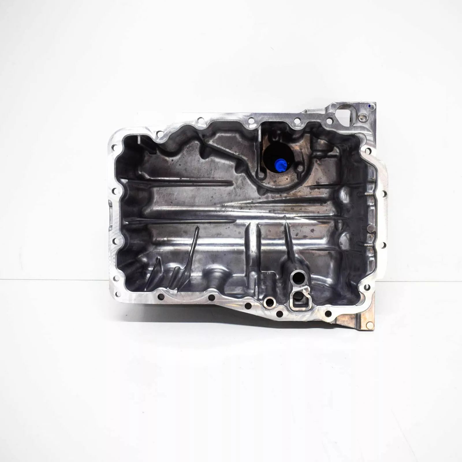 NEW AUDI A3 8V ENGINE OIL PAN 04C103601C ORIGINAL