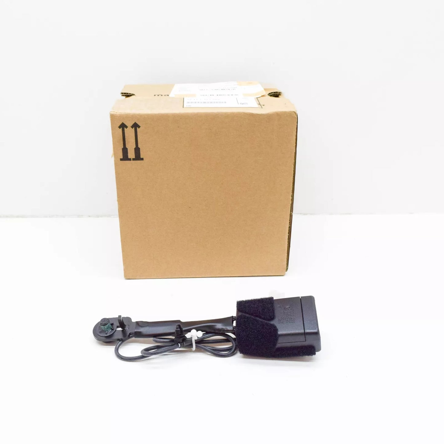 NEW BMW X1 F48 FRONT SEAT BELT 7313299 72117313299 ORIGINAL