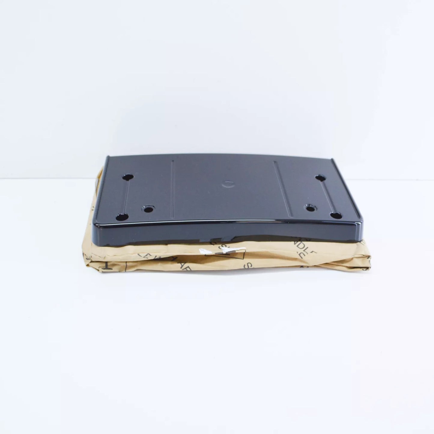 NEW AUDI A5 SPORTBACK 8T FRONT LICENSE PLATE HOLDER 8T0807285PT94 ORIGINAL